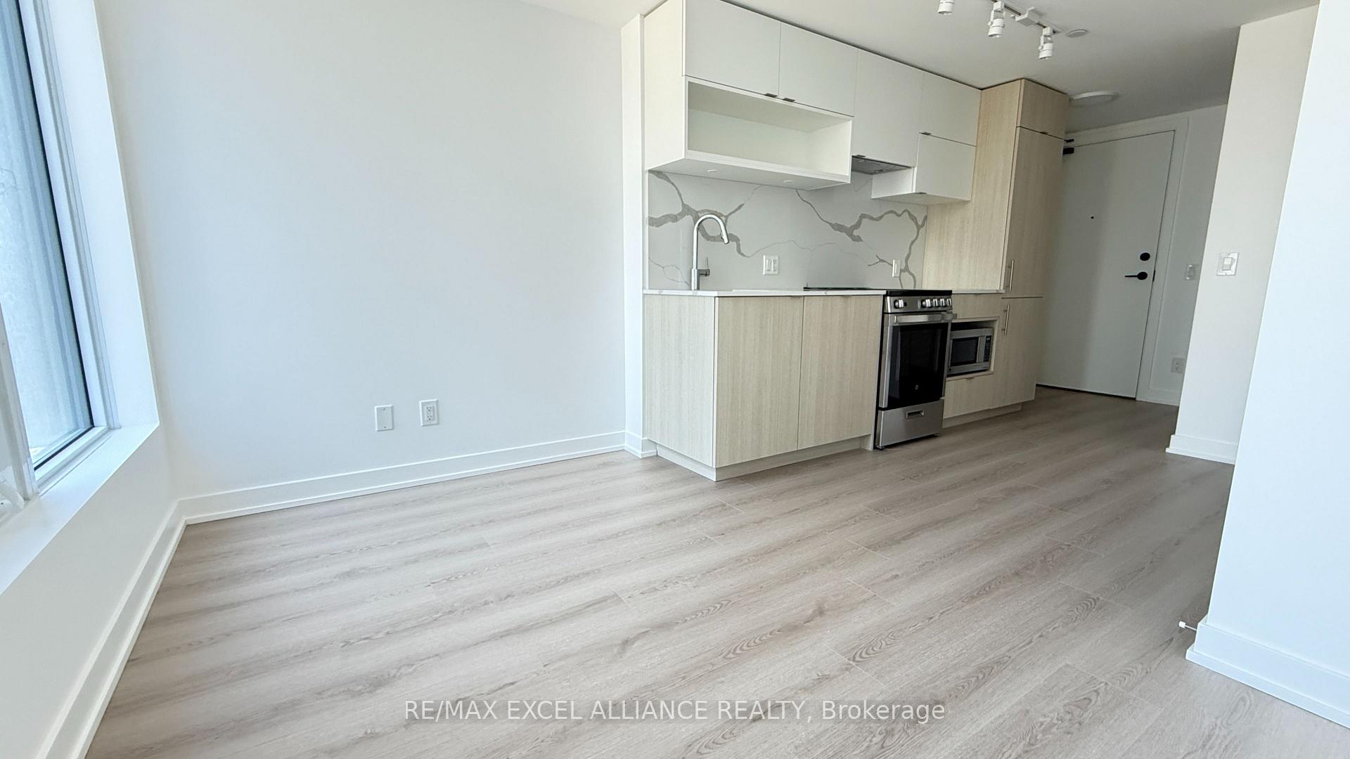 Photo 4 of Unit 2116, 100 Queen Street E, Toronto, Church-Yonge Corridor — HOMEH
