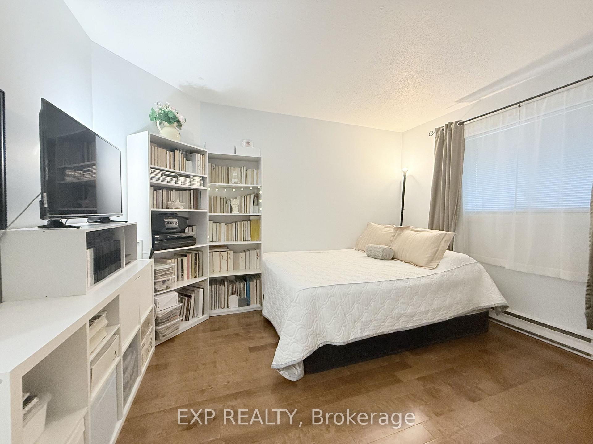 Photo 11 of Unit 122, 316 Lorry Greenberg Drive, Ottawa, Hunt Club Park/Greenboro — HOMEH