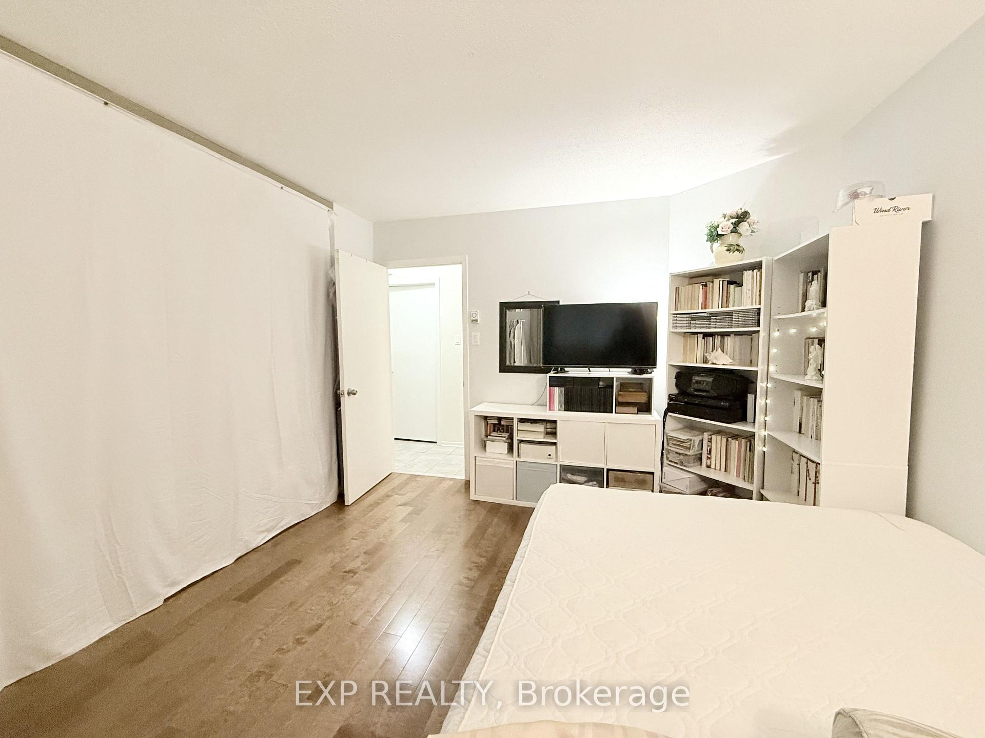 Photo 13 of Unit 122, 316 Lorry Greenberg Drive, Ottawa, Hunt Club Park/Greenboro — HOMEH