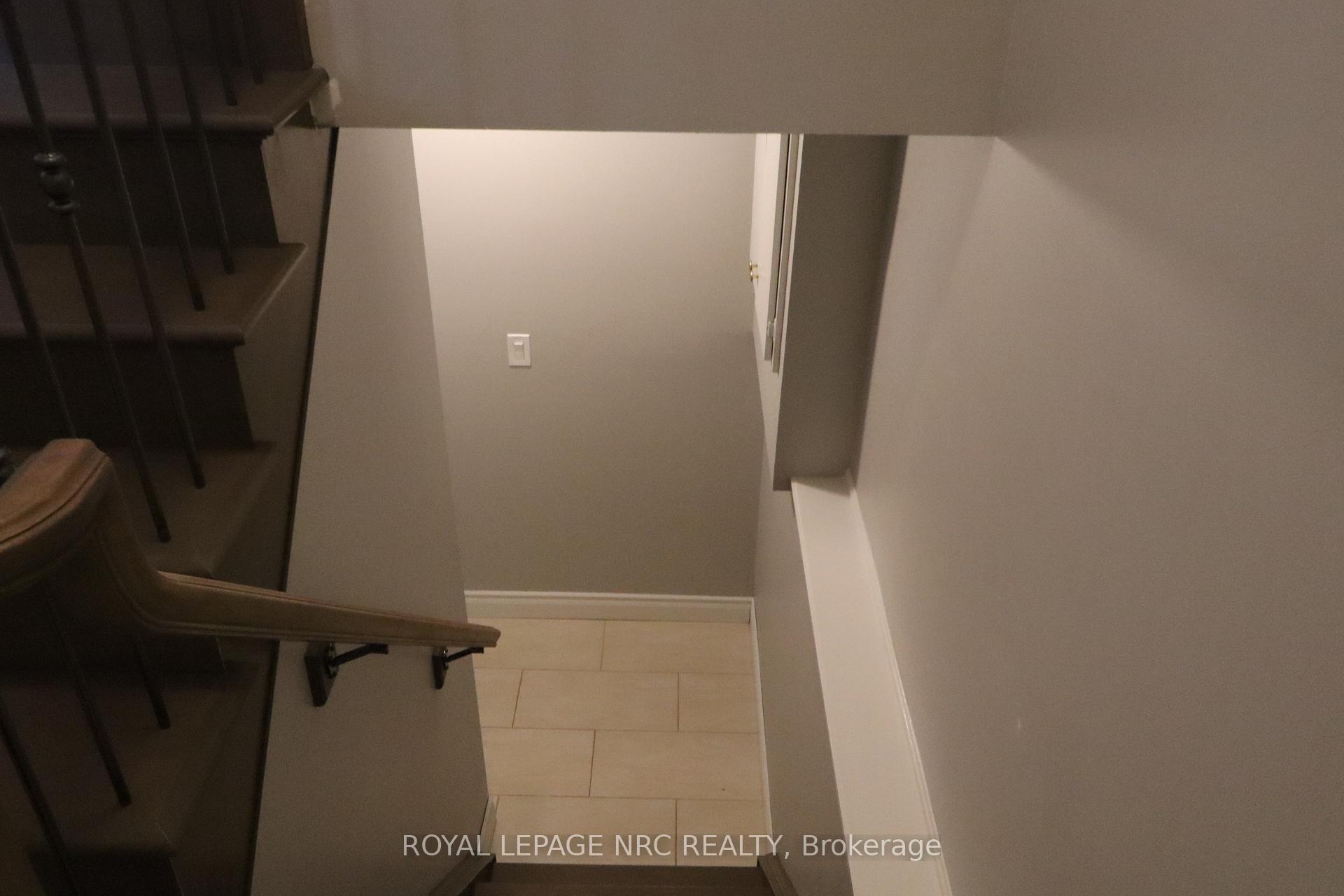 Photo 69 of 7689 Trackview Street, Niagara Falls, Ascot — HOMEH