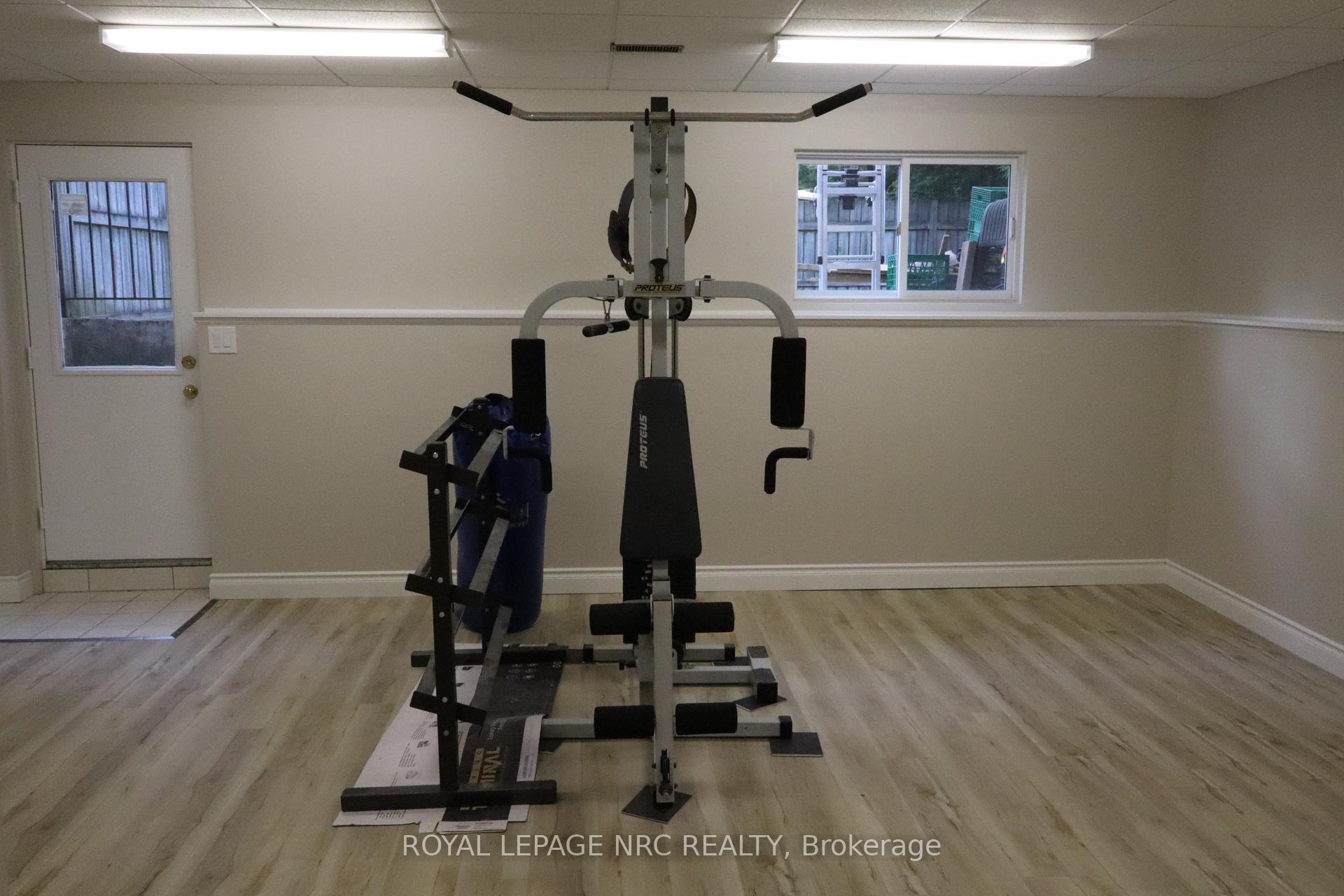 Photo 82 of 7689 Trackview Street, Niagara Falls, Ascot — HOMEH