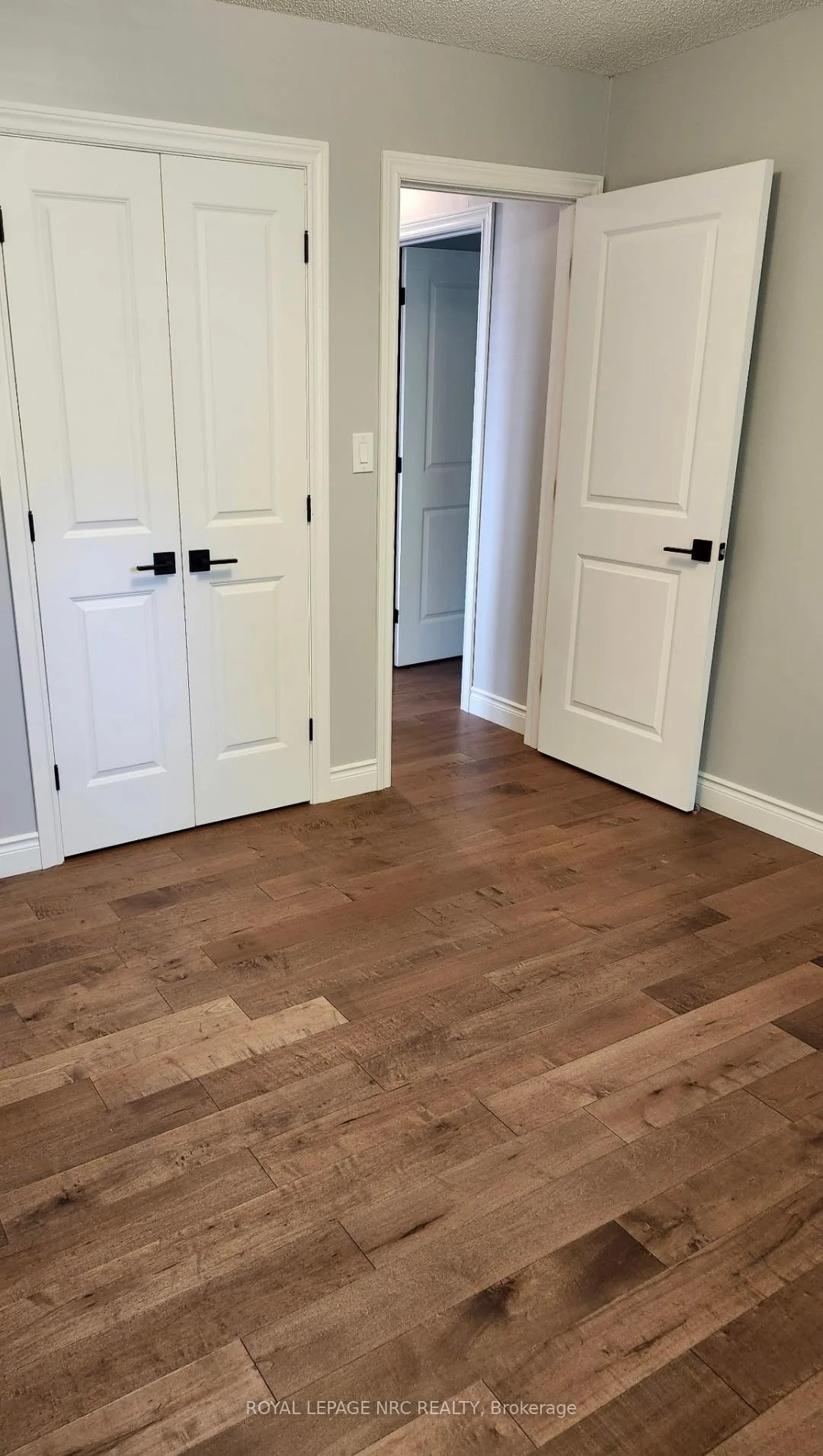 Photo 55 of 7689 Trackview Street, Niagara Falls, Ascot — HOMEH