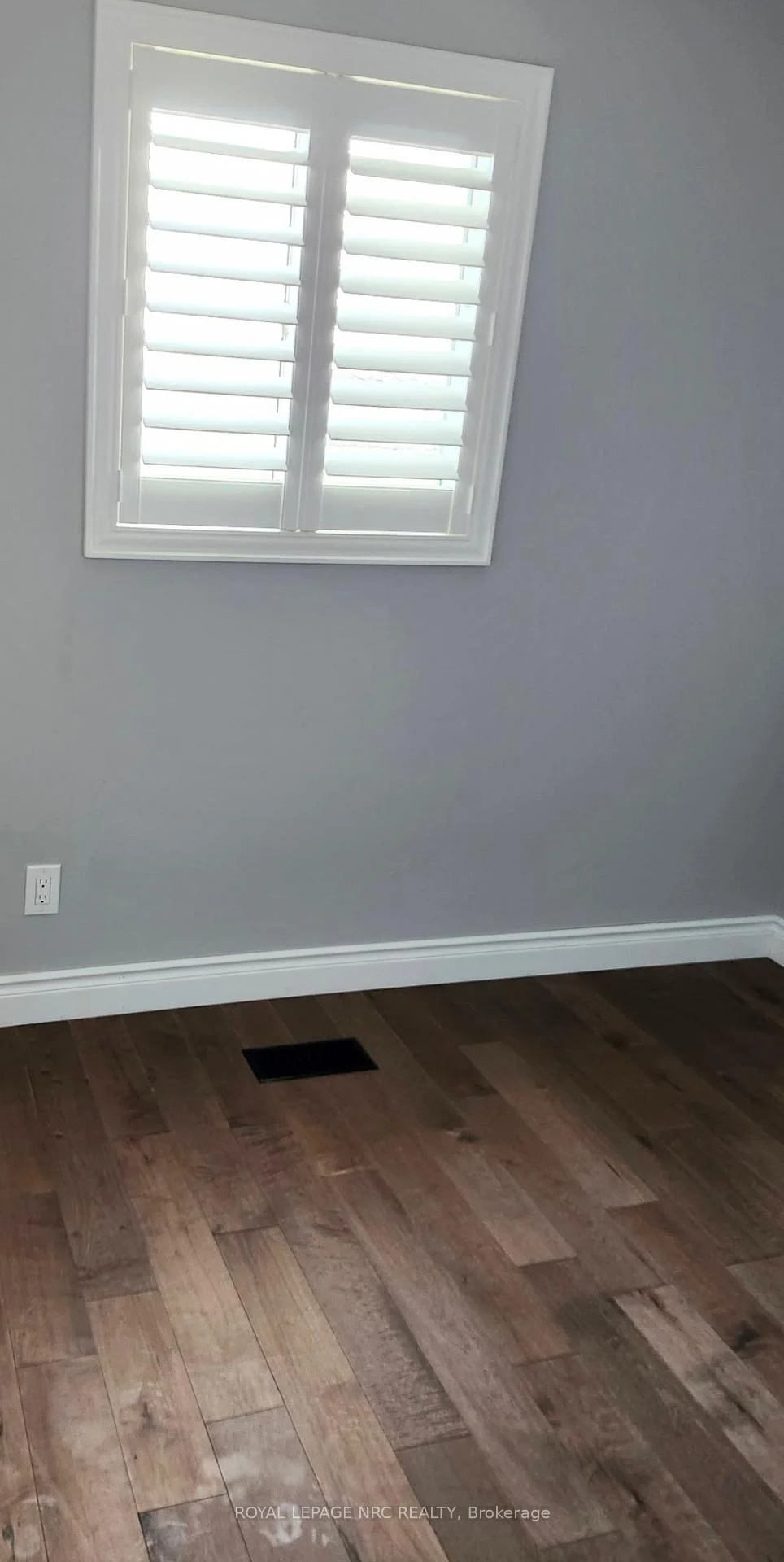 Photo 67 of 7689 Trackview Street, Niagara Falls, Ascot — HOMEH