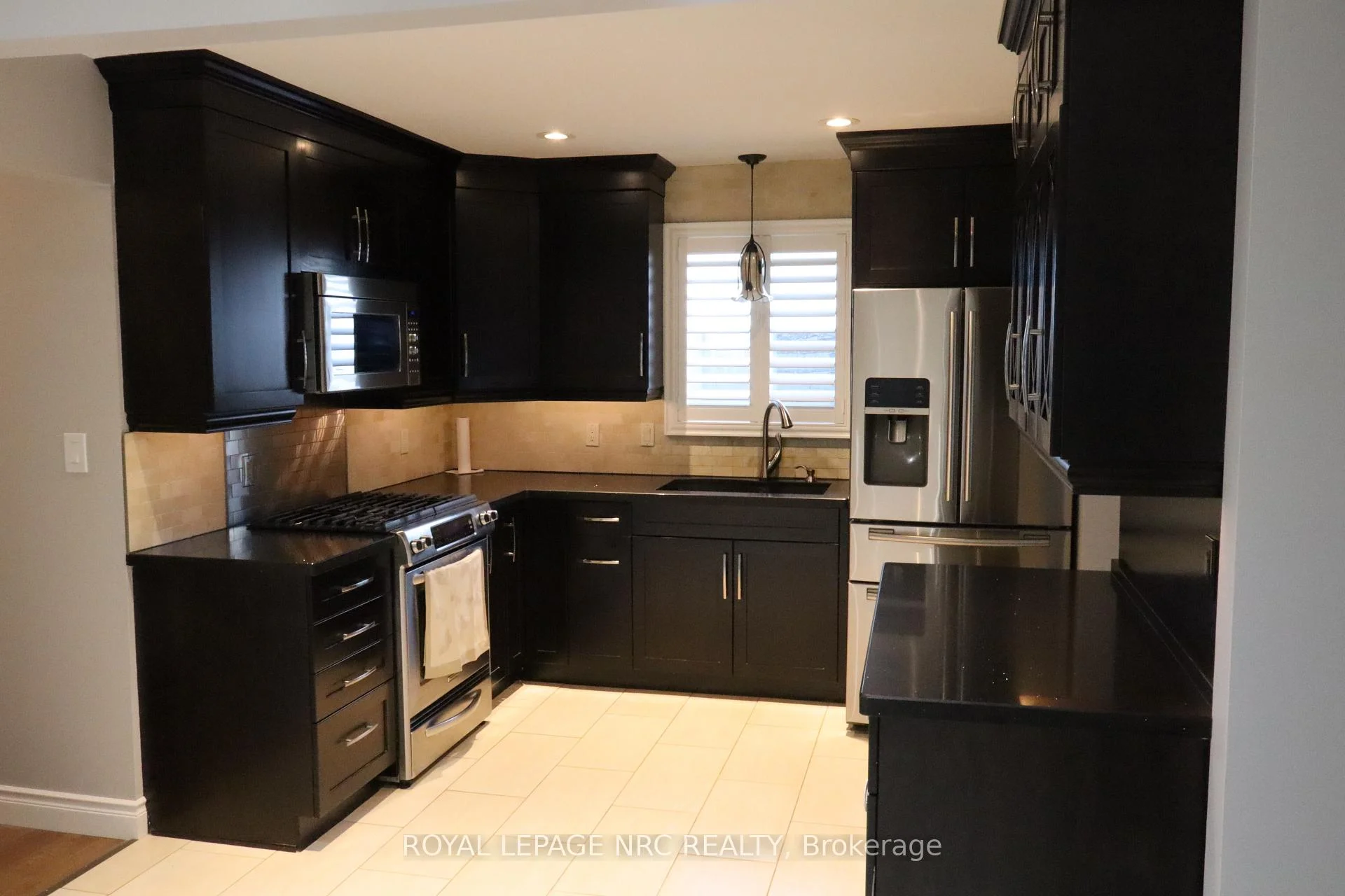 Photo 88 of 7689 Trackview Street, Niagara Falls, Ascot — HOMEH
