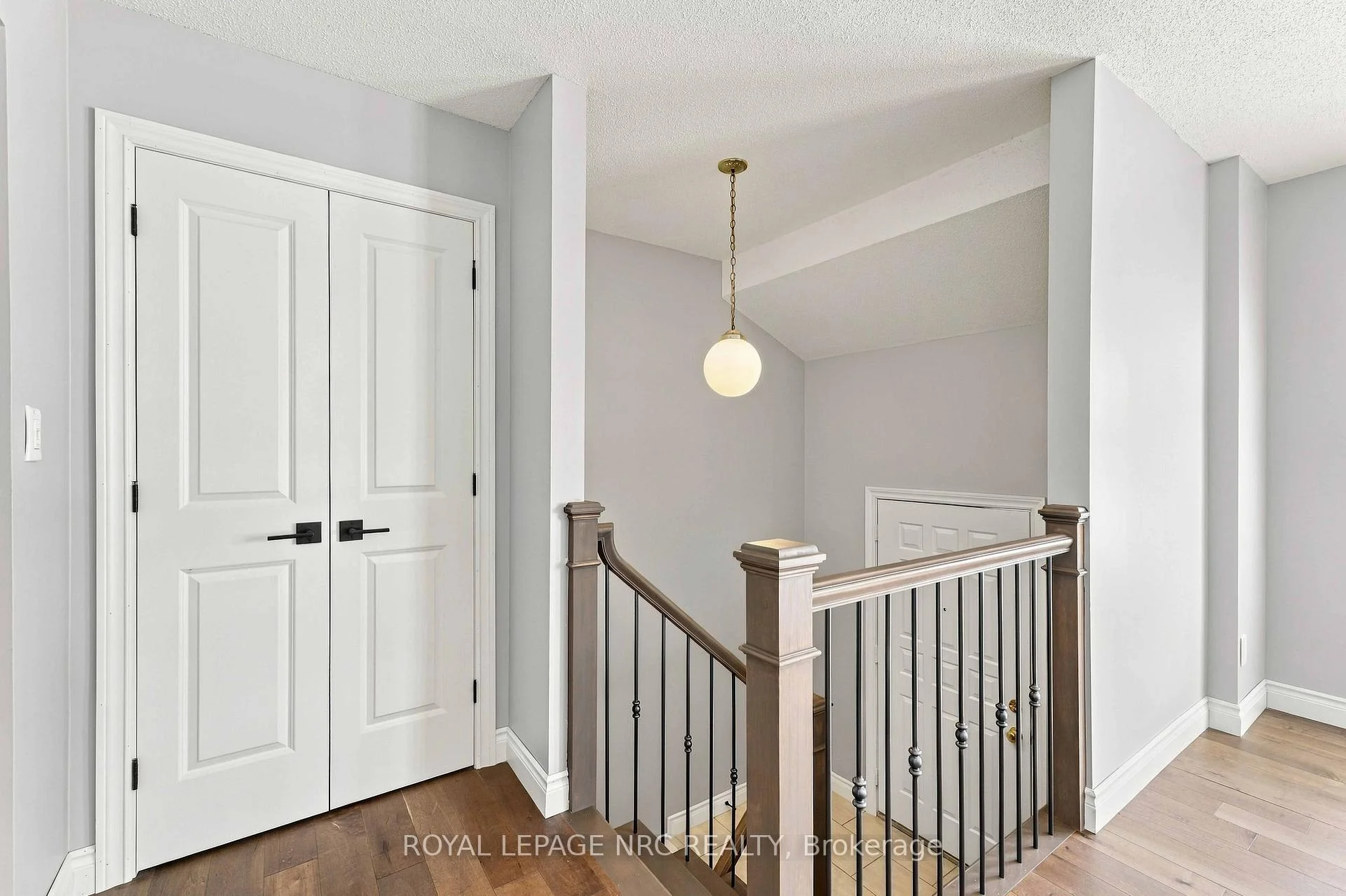 Photo 22 of 7689 Trackview Street, Niagara Falls, Ascot — HOMEH