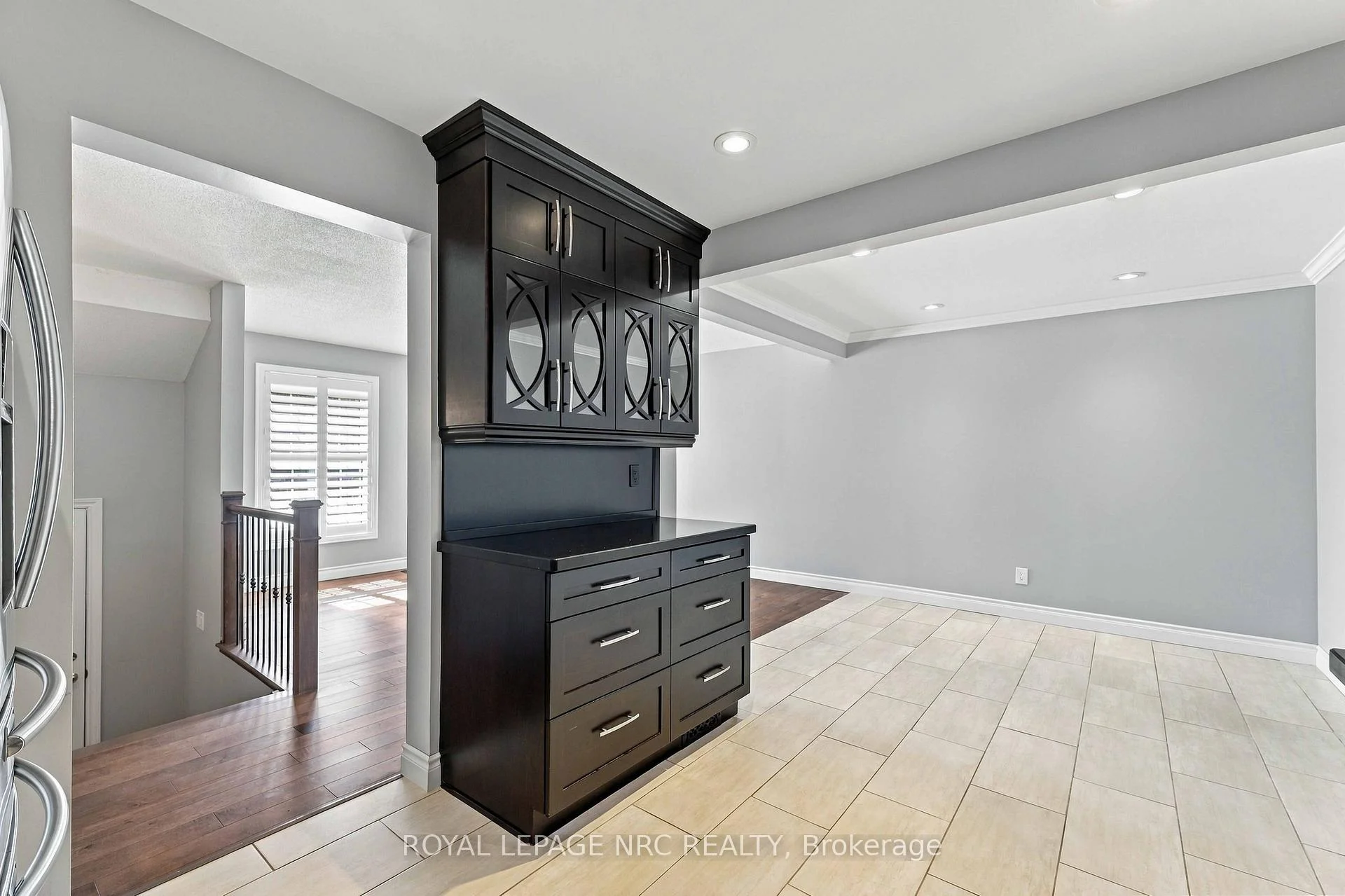 Photo 46 of 7689 Trackview Street, Niagara Falls, Ascot — HOMEH