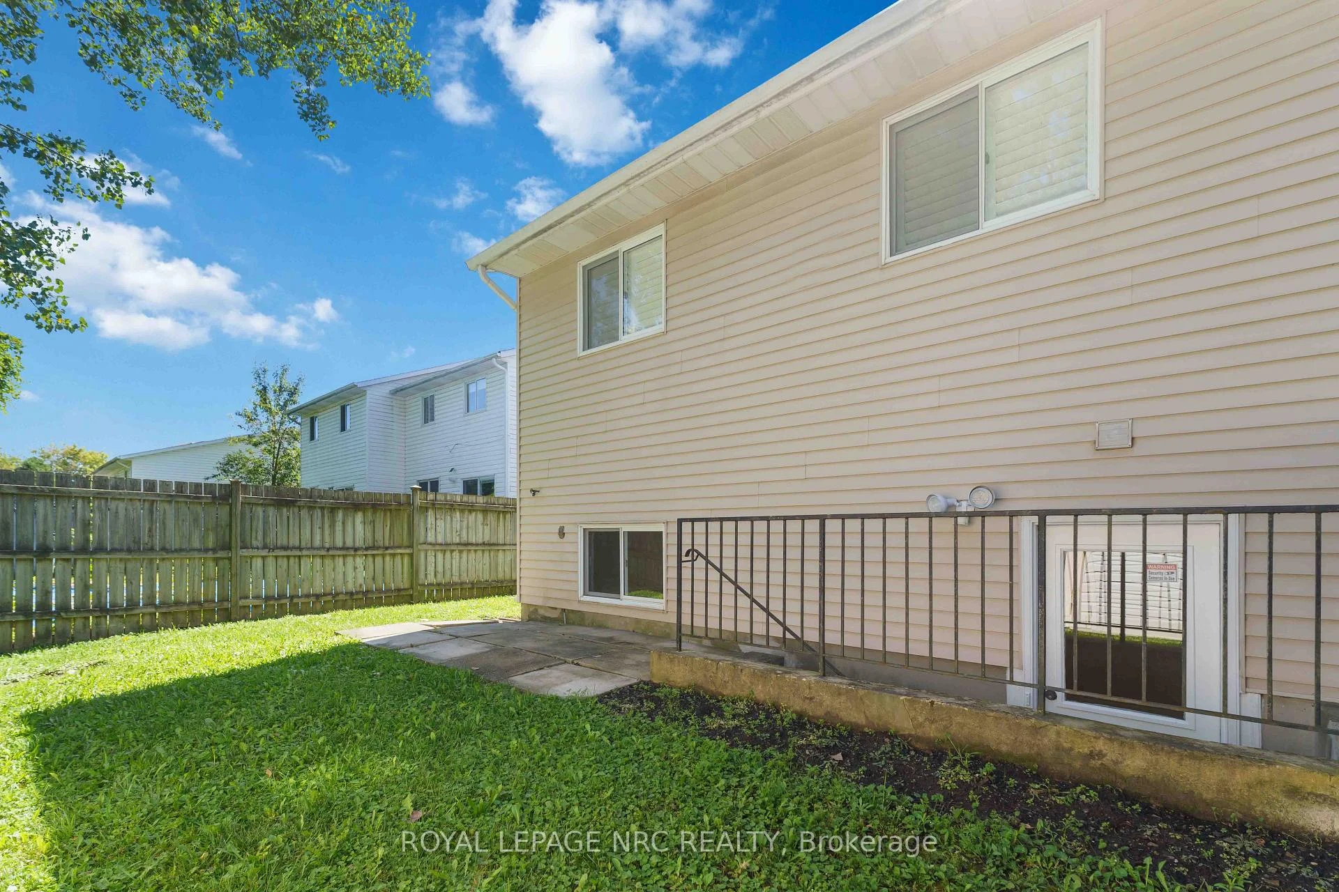 Photo 95 of 7689 Trackview Street, Niagara Falls, Ascot — HOMEH