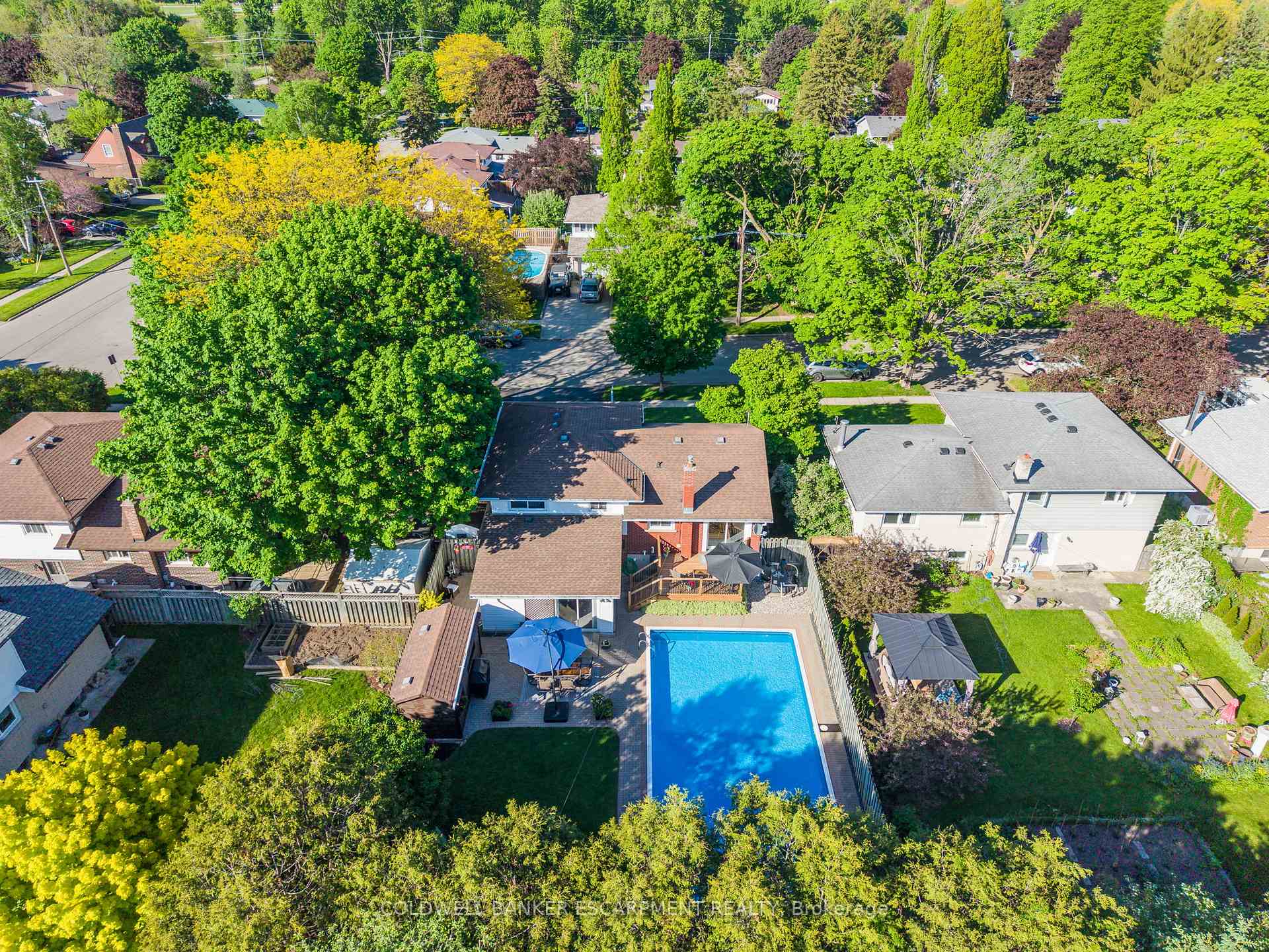 Photo 3 of 40 Strathmere Place, Guelph, Riverside Park — HOMEH