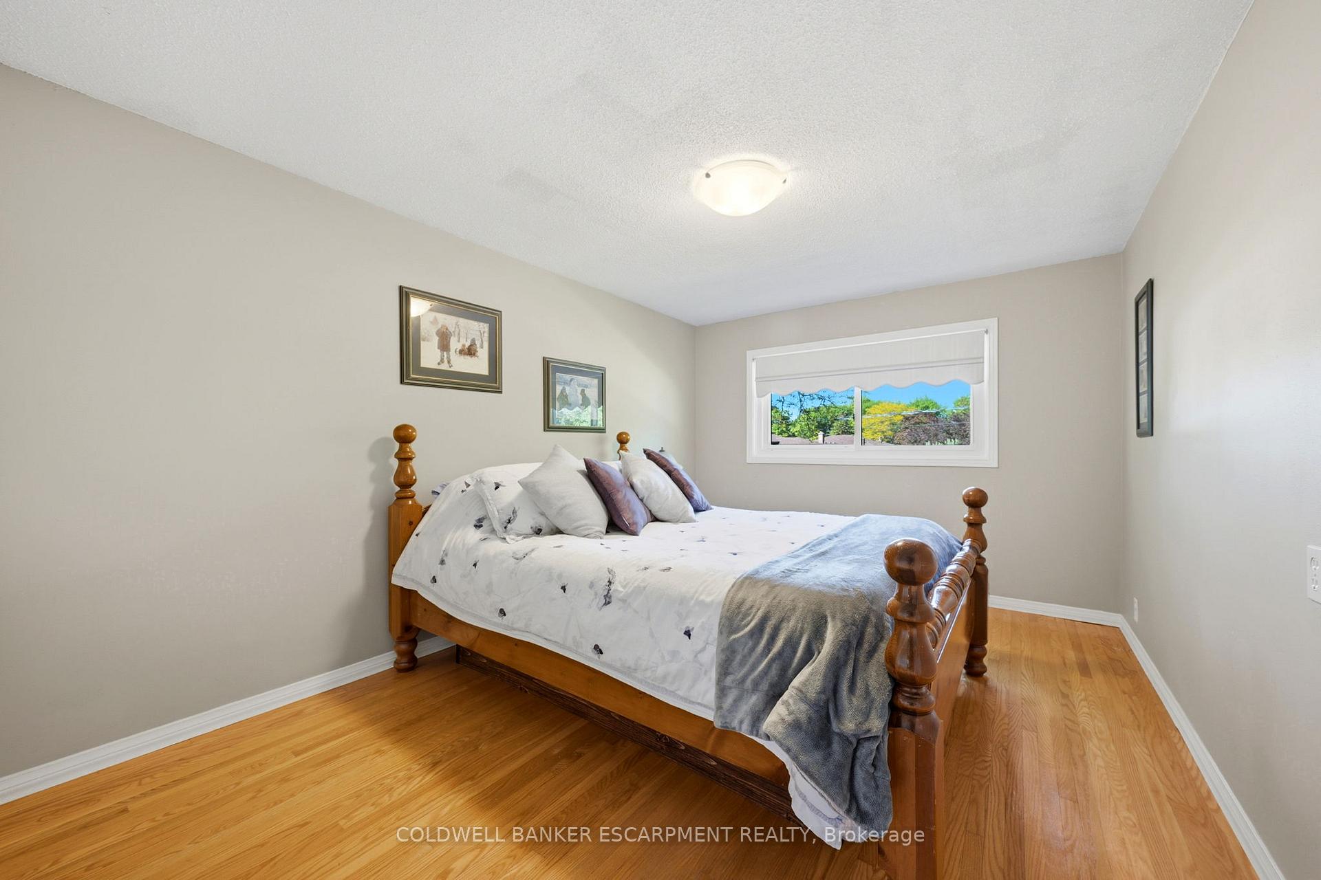 Photo 13 of 40 Strathmere Place, Guelph, Riverside Park — HOMEH