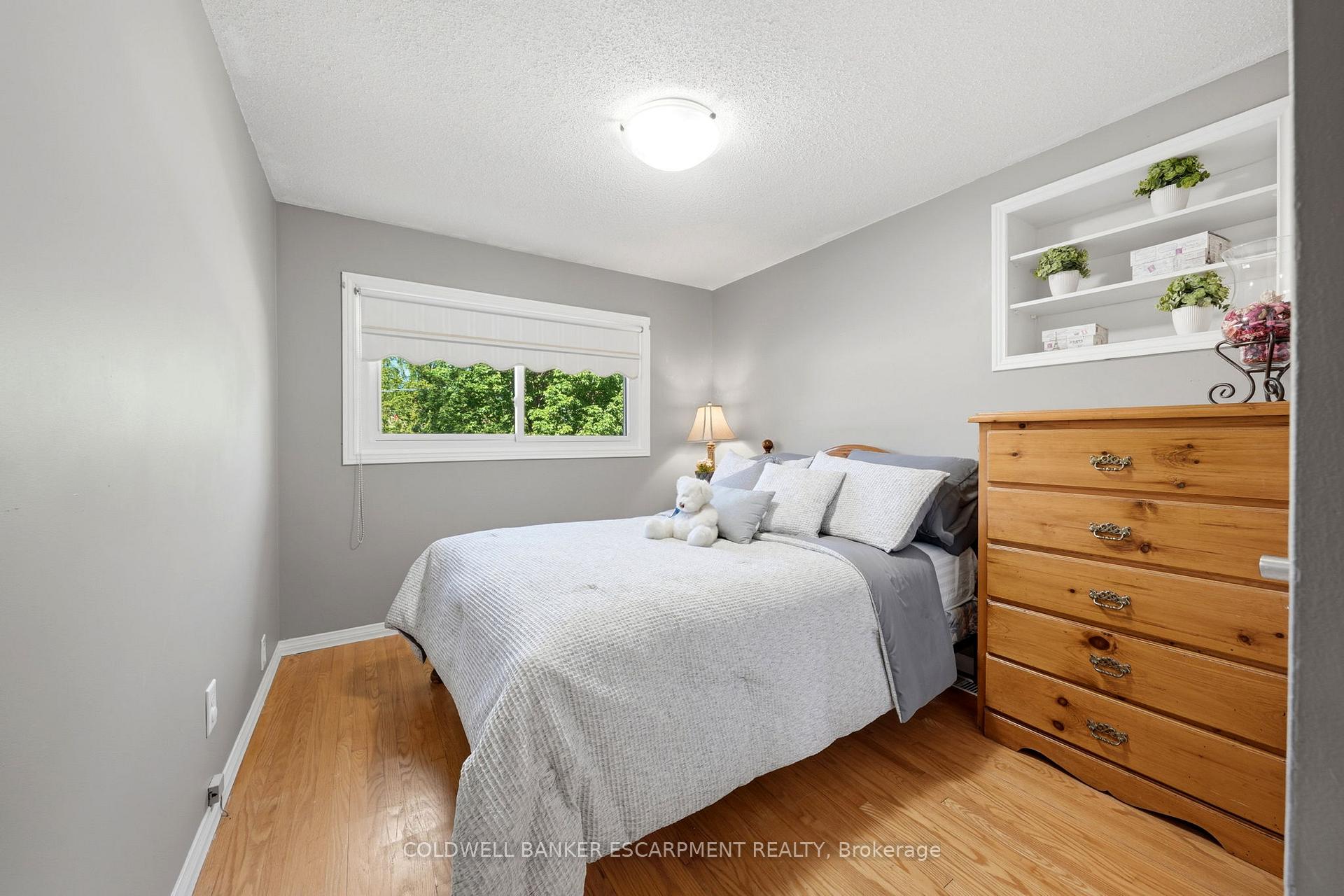 Photo 14 of 40 Strathmere Place, Guelph, Riverside Park — HOMEH