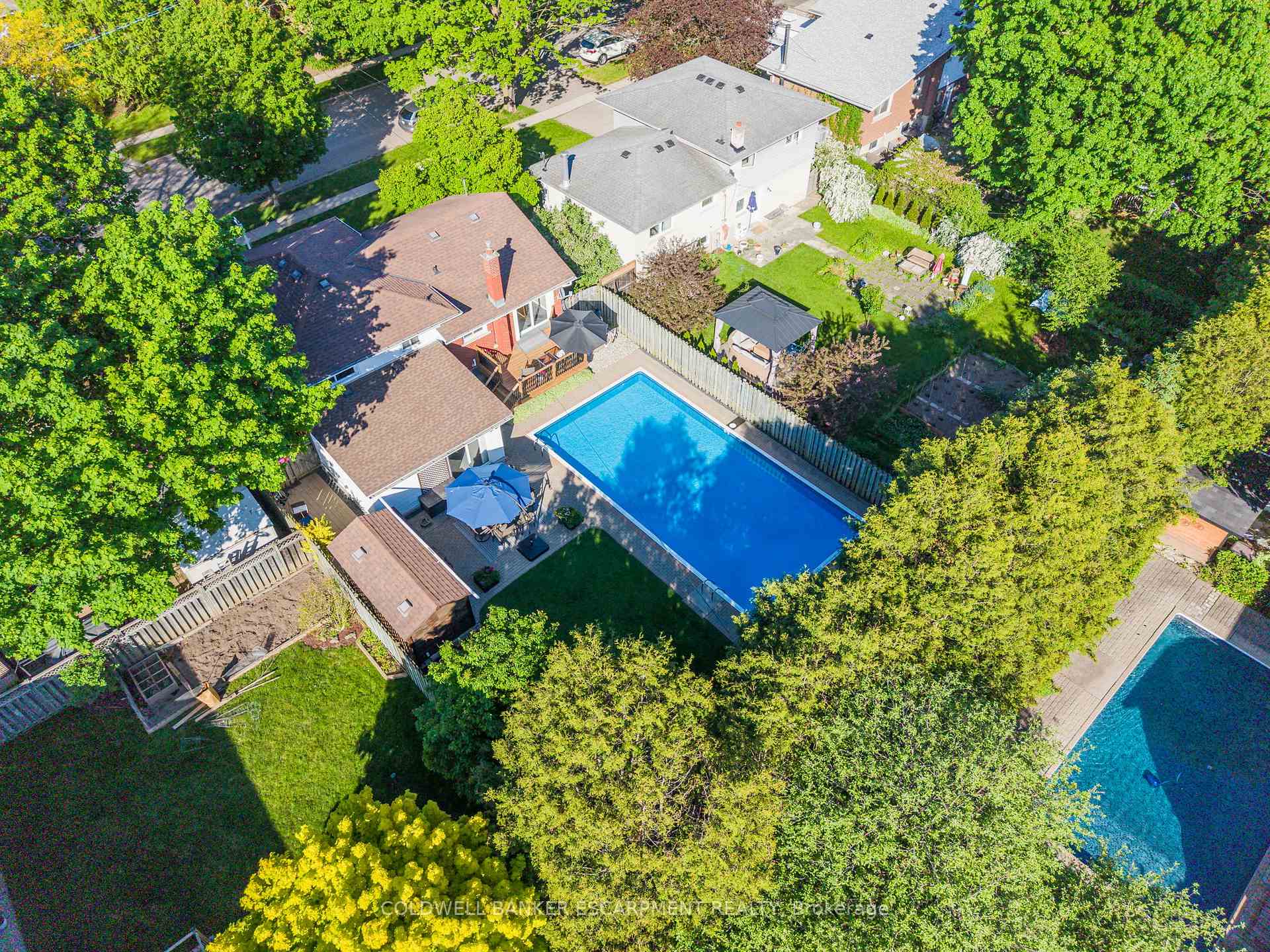 Photo 33 of 40 Strathmere Place, Guelph, Riverside Park — HOMEH