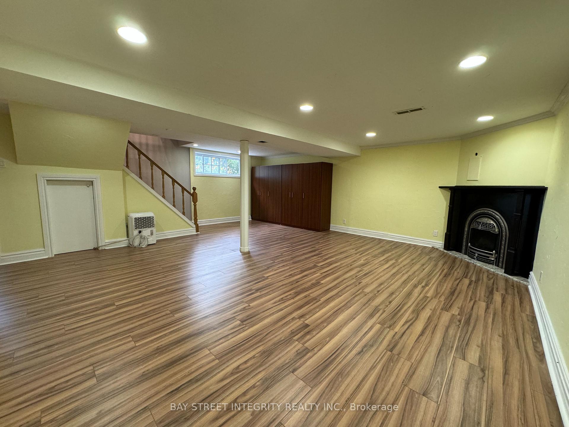 Photo 19 of 1339 Pinegrove Road, Oakville, West — HOMEH