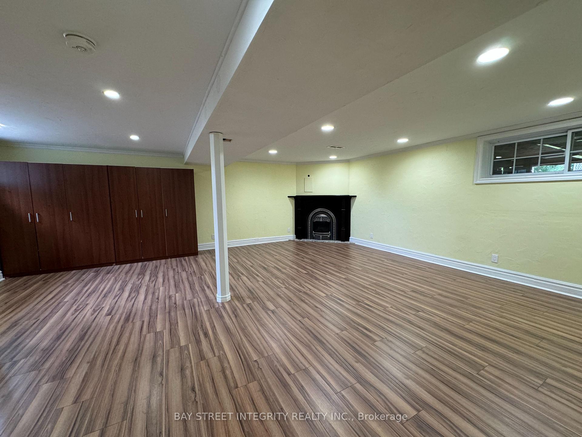 Photo 20 of 1339 Pinegrove Road, Oakville, West — HOMEH