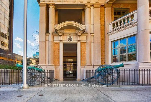 Photo 2 of Unit 2708, 426 University Avenue, Toronto, University — HOMEH
