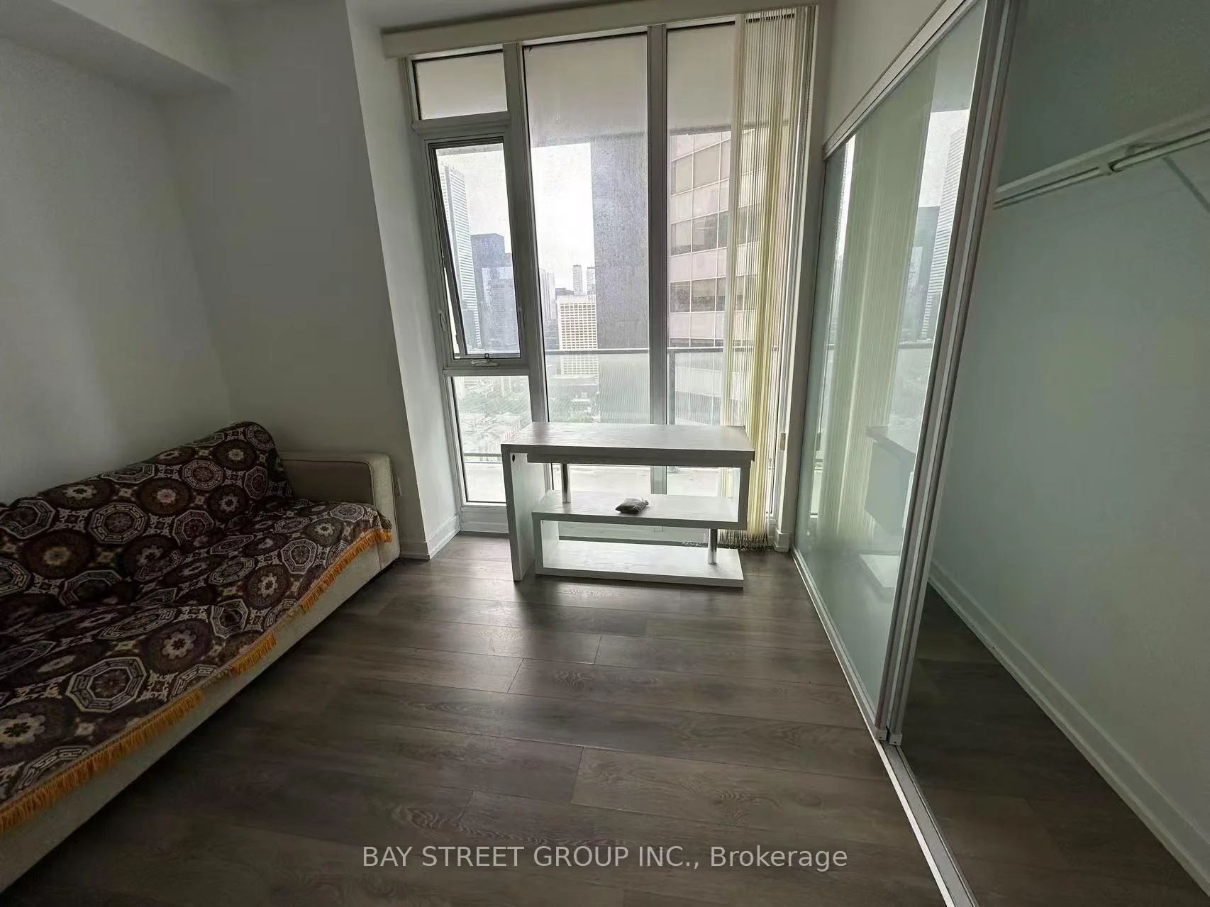 Photo 5 of Unit 2708, 426 University Avenue, Toronto, University — HOMEH