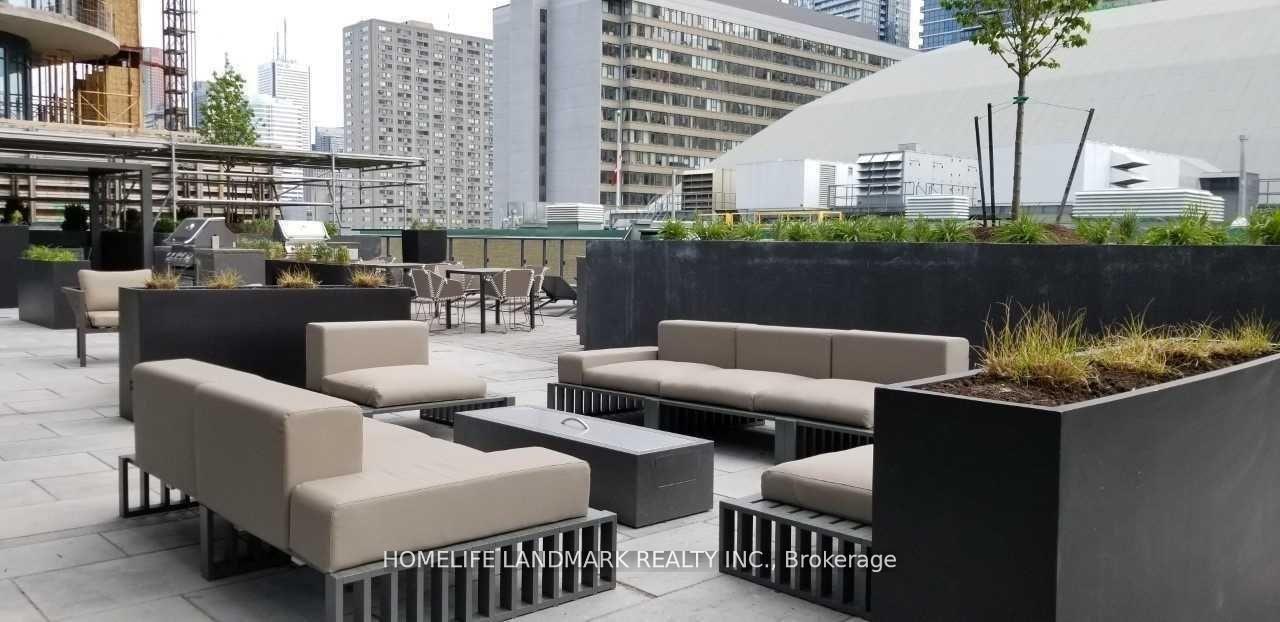Photo 5 of Unit 2316, 85 Wood Street, Toronto, Church-Yonge Corridor — HOMEH