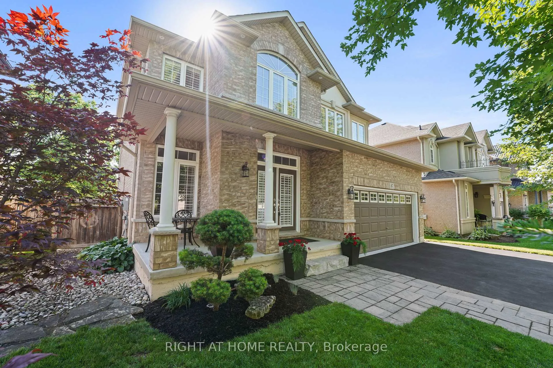Photo 2 of 87 Newcombe Road N, Hamilton, Dundas — HOMEH