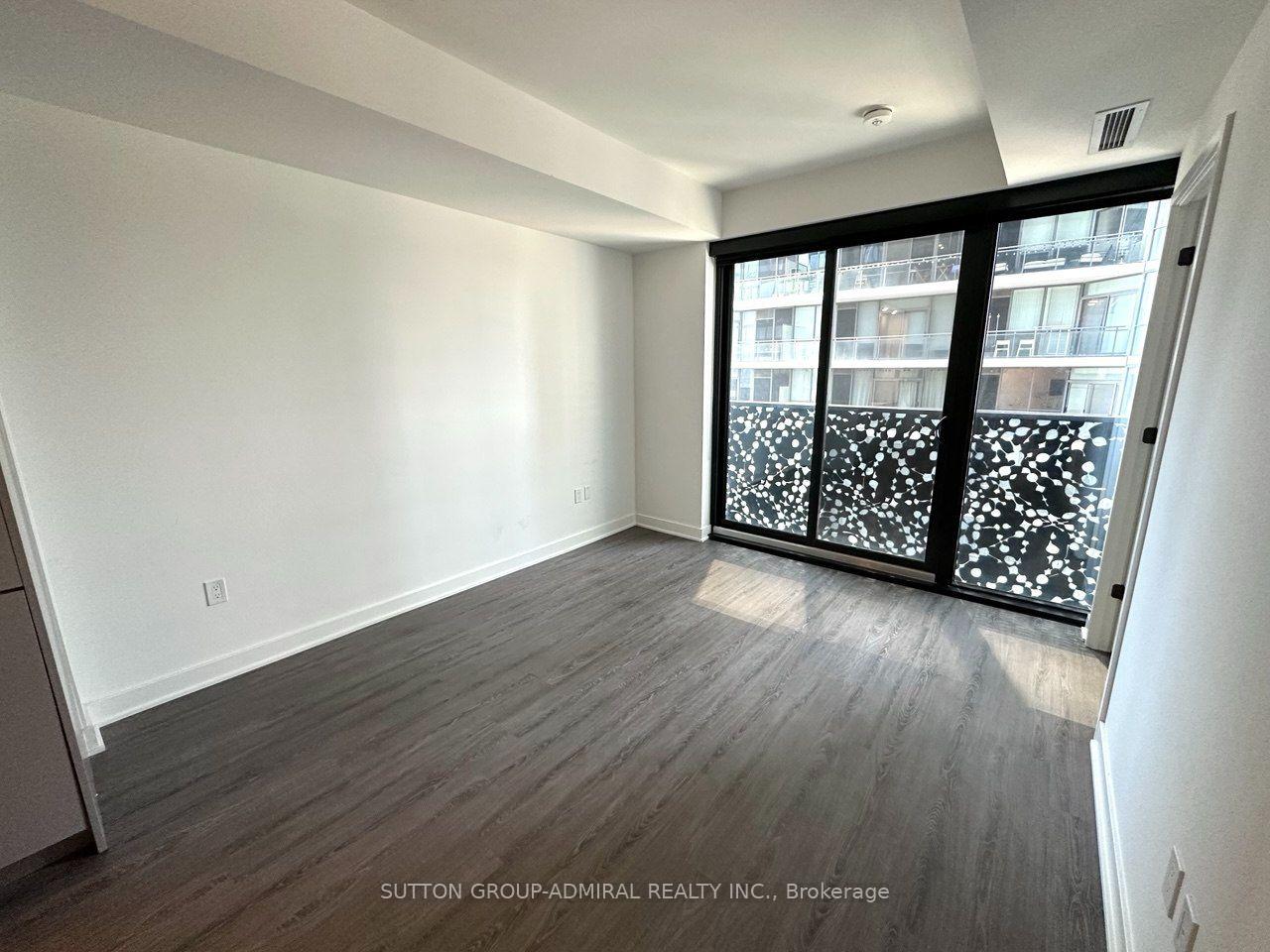 Photo 7 of Unit 2209, 55 Charles Street E, Toronto, Church-Yonge Corridor — HOMEH