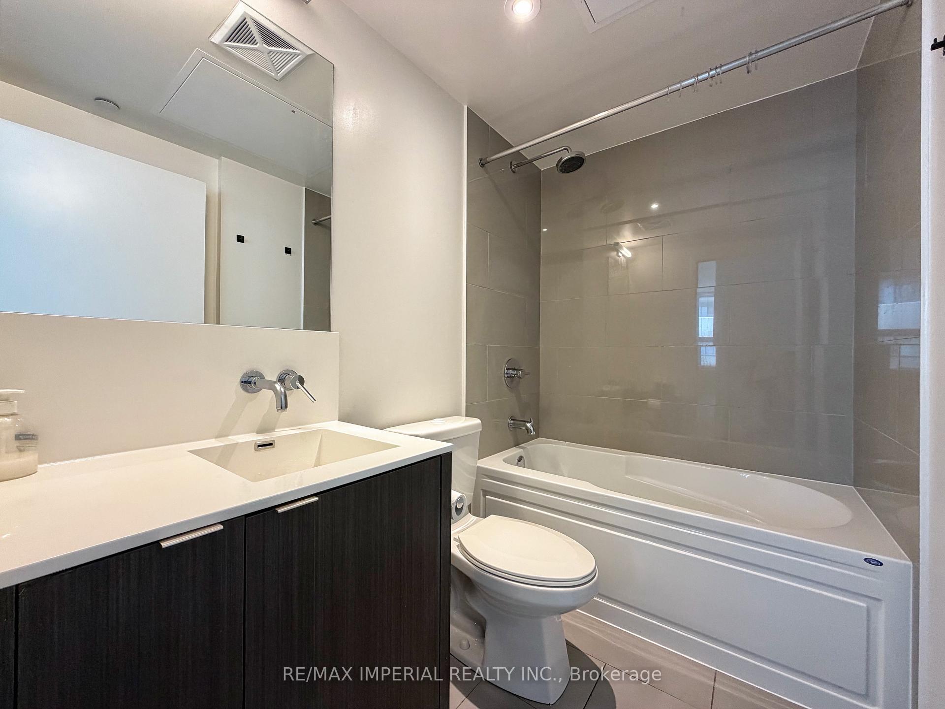 Photo 5 of Unit 2802, 88 Harbour Street, Toronto, Waterfront Communities — HOMEH