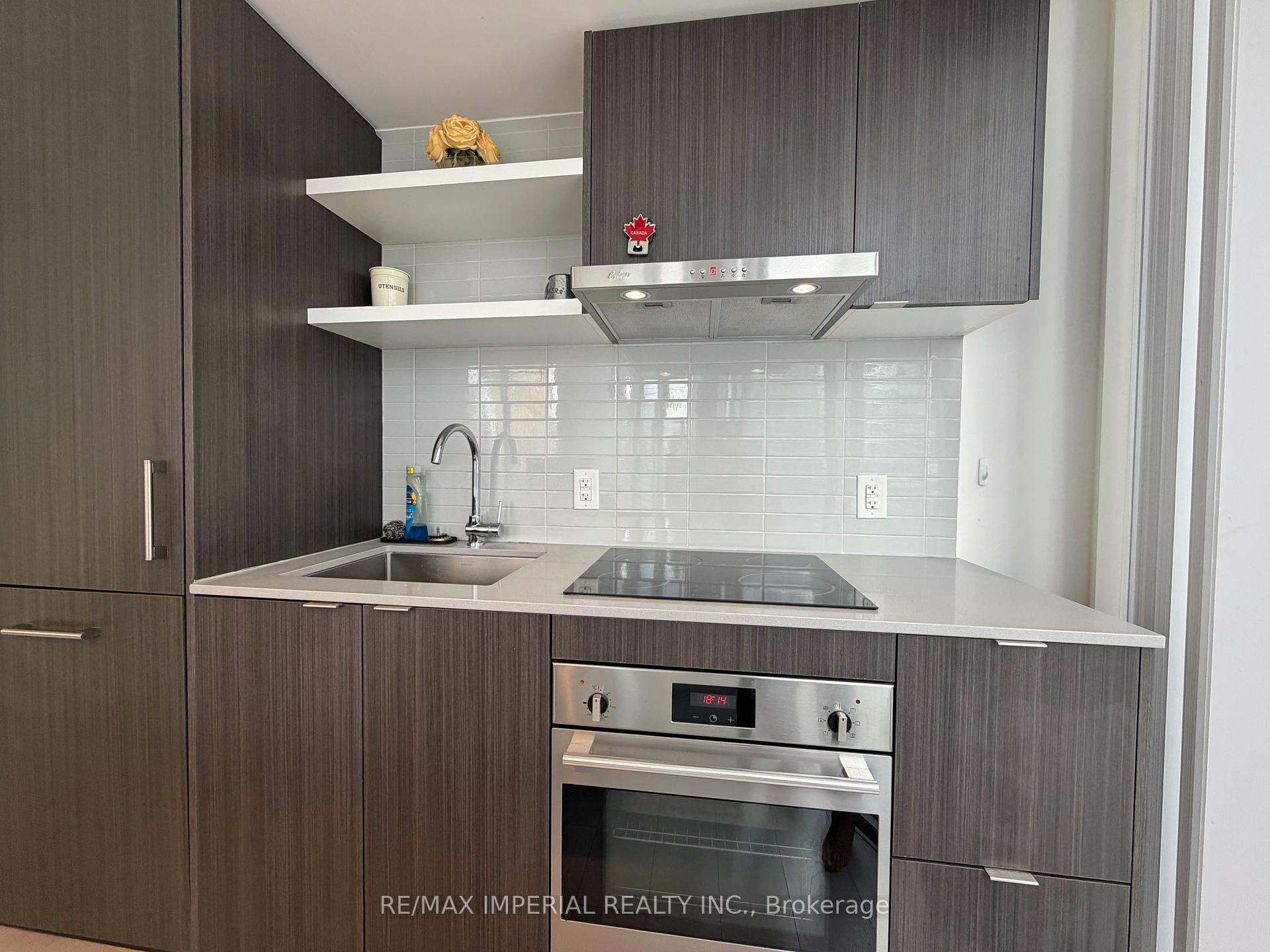 Photo 9 of Unit 2802, 88 Harbour Street, Toronto, Waterfront Communities — HOMEH