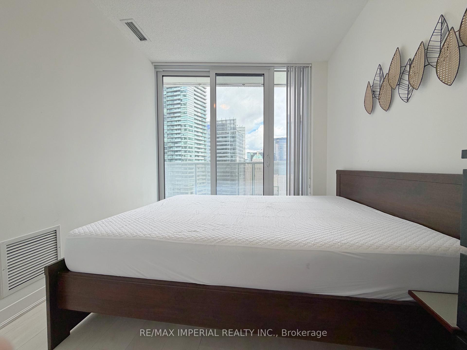 Photo 18 of Unit 2802, 88 Harbour Street, Toronto, Waterfront Communities — HOMEH