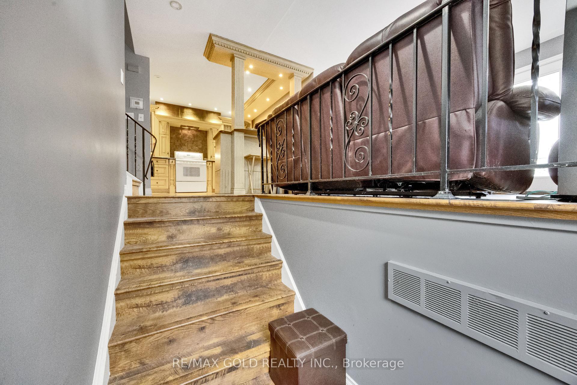 Photo 3 of 191 Franklin Street, Kitchener — HOMEH