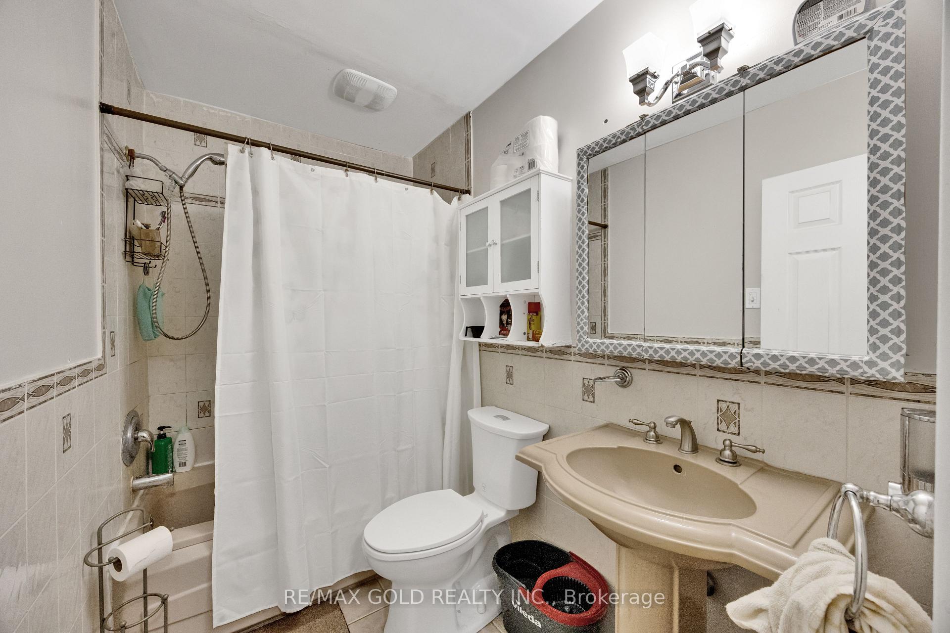 Photo 19 of 191 Franklin Street, Kitchener — HOMEH