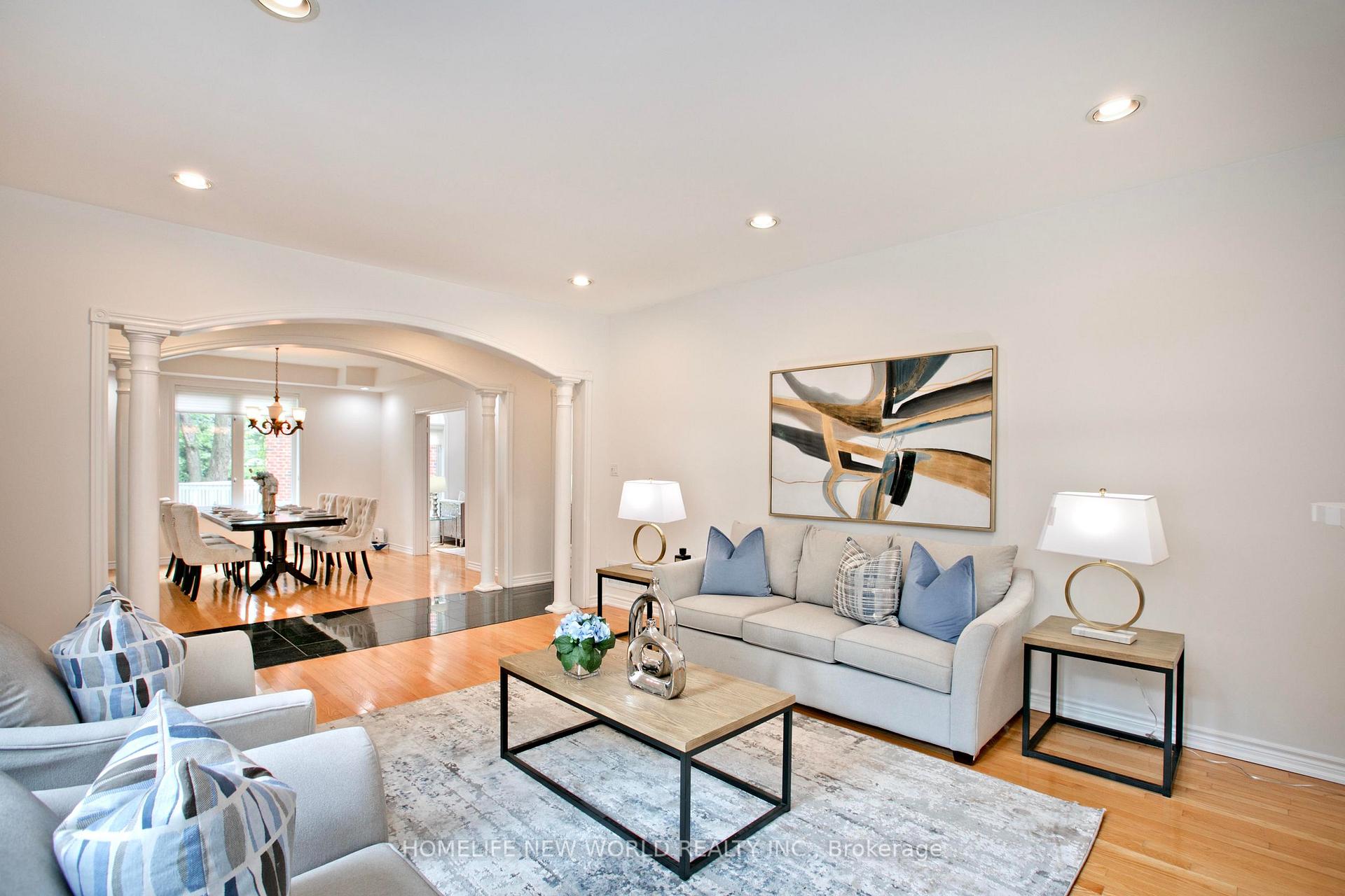 Photo 6 of 39 Green Meadows Circle, North York, Don Valley Village — HOMEH