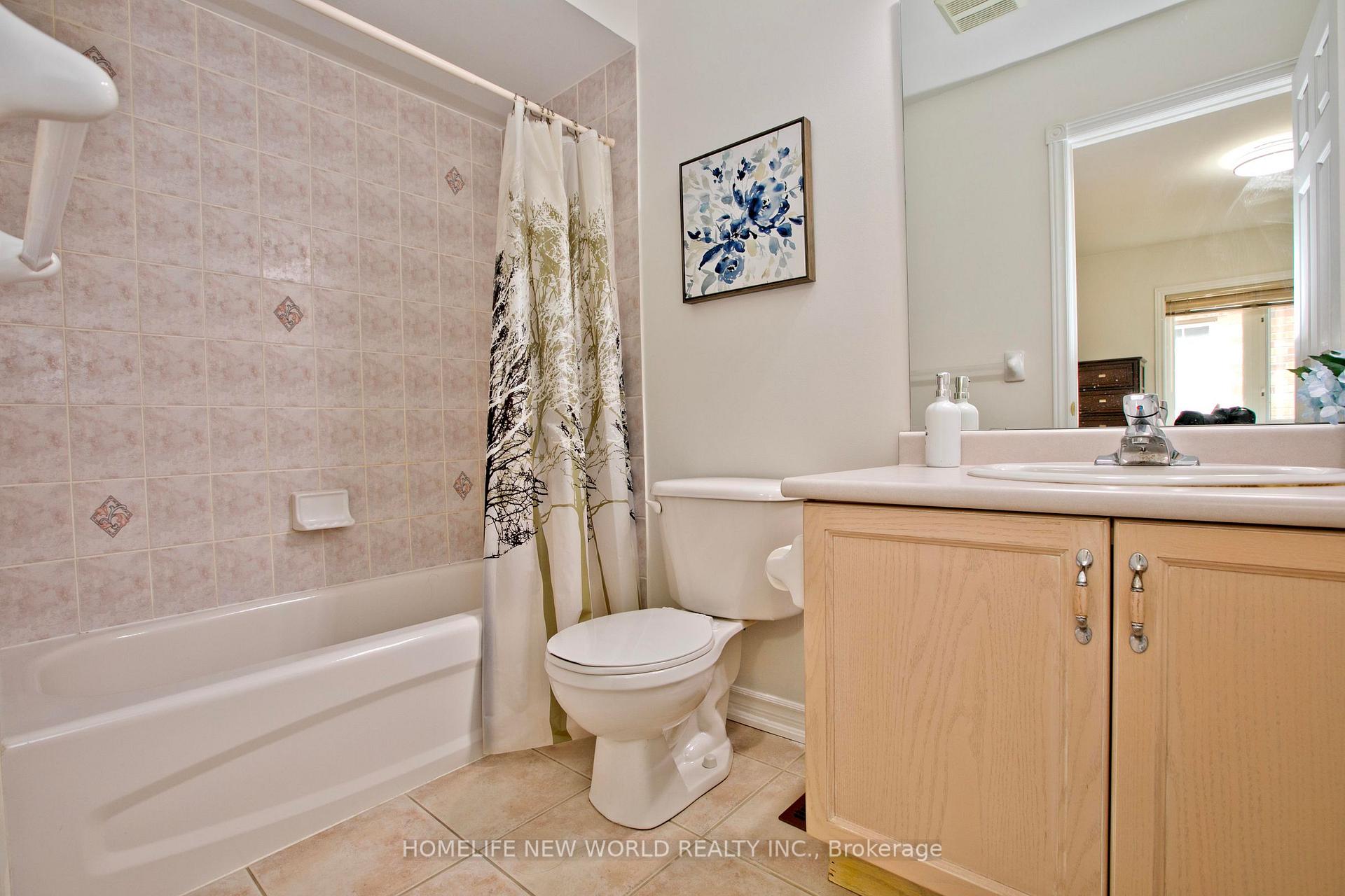 Photo 11 of 39 Green Meadows Circle, North York, Don Valley Village — HOMEH