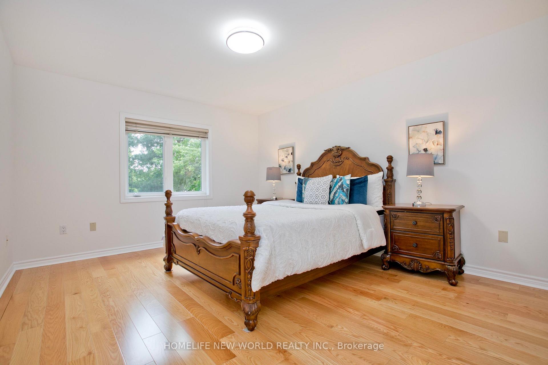 Photo 14 of 39 Green Meadows Circle, North York, Don Valley Village — HOMEH