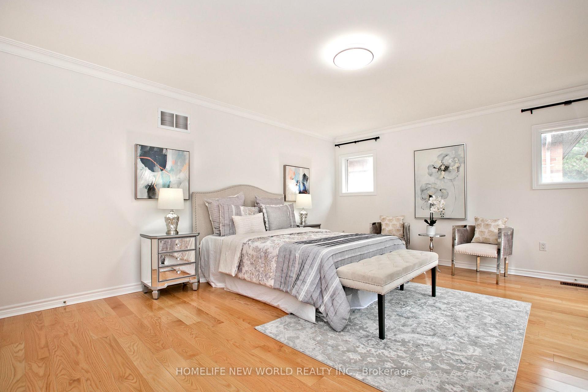 Photo 17 of 39 Green Meadows Circle, North York, Don Valley Village — HOMEH