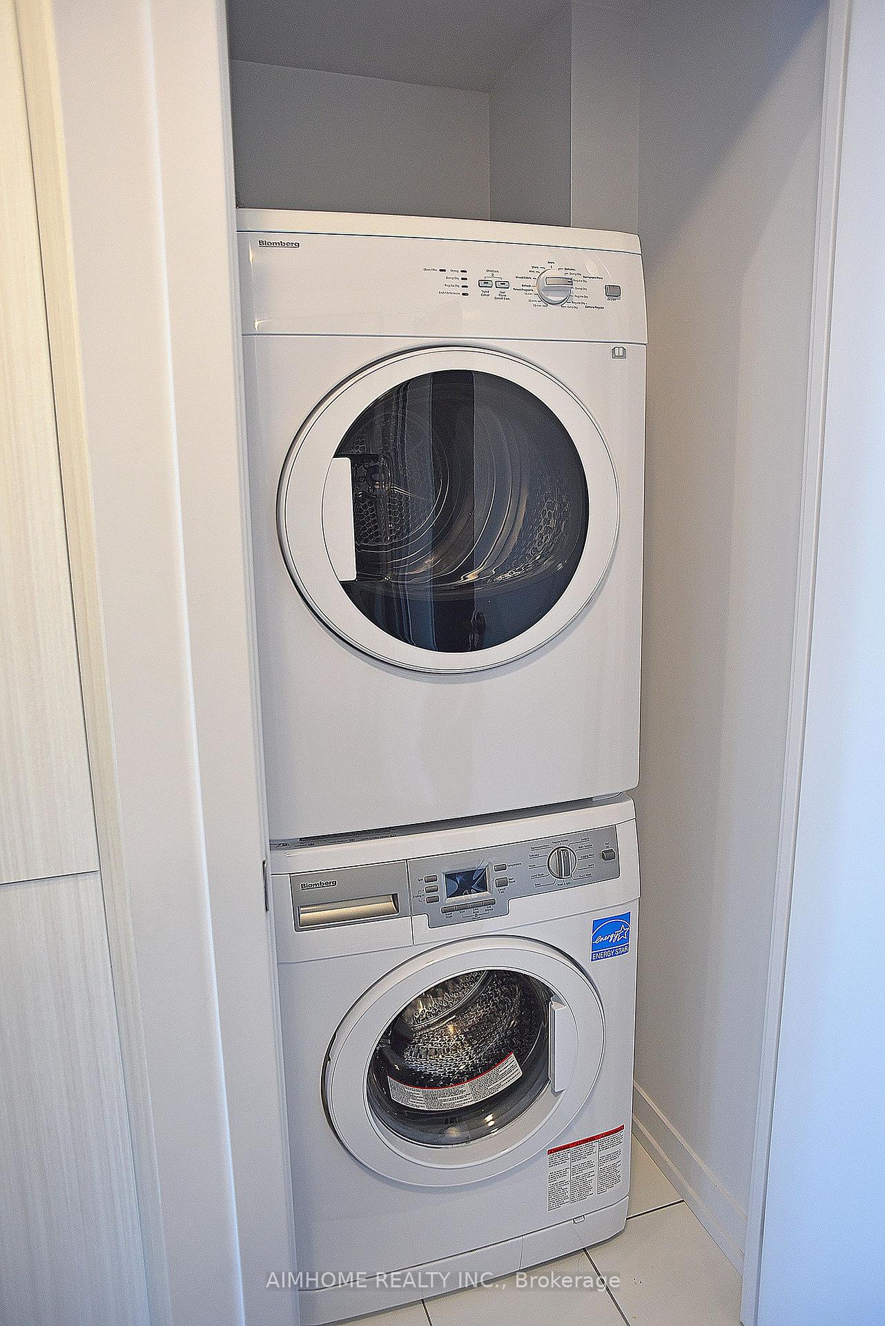 Photo 9 of Unit 1909, 125 Redpath Avenue, Toronto, Mount Pleasant West — HOMEH