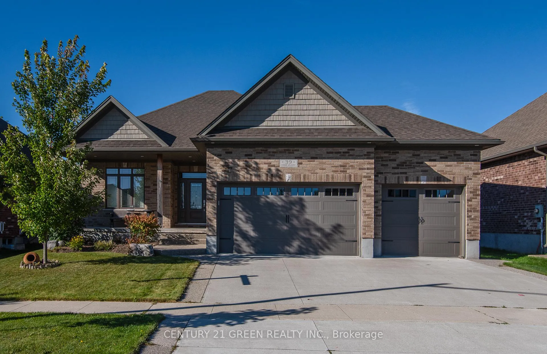 Photo 1 of 39 Gerber Meadows Drive, Wellesley — HOMEH