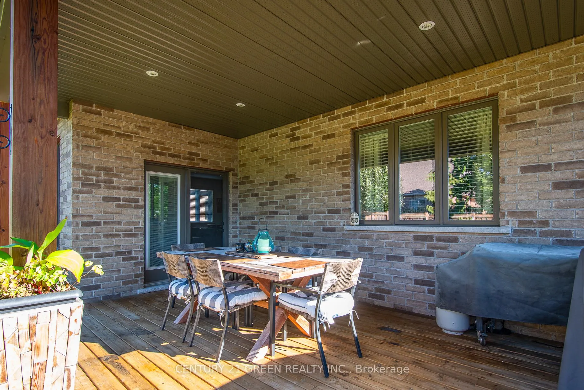 Photo 5 of 39 Gerber Meadows Drive, Wellesley — HOMEH