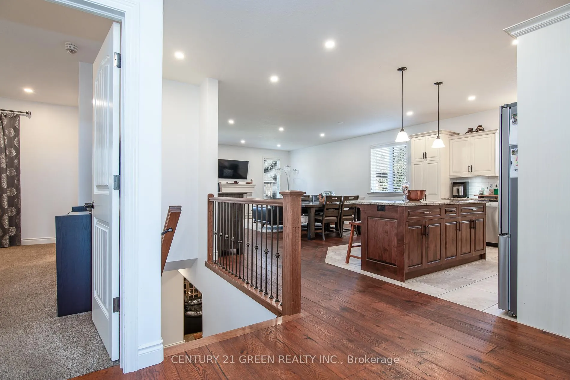 Photo 9 of 39 Gerber Meadows Drive, Wellesley — HOMEH