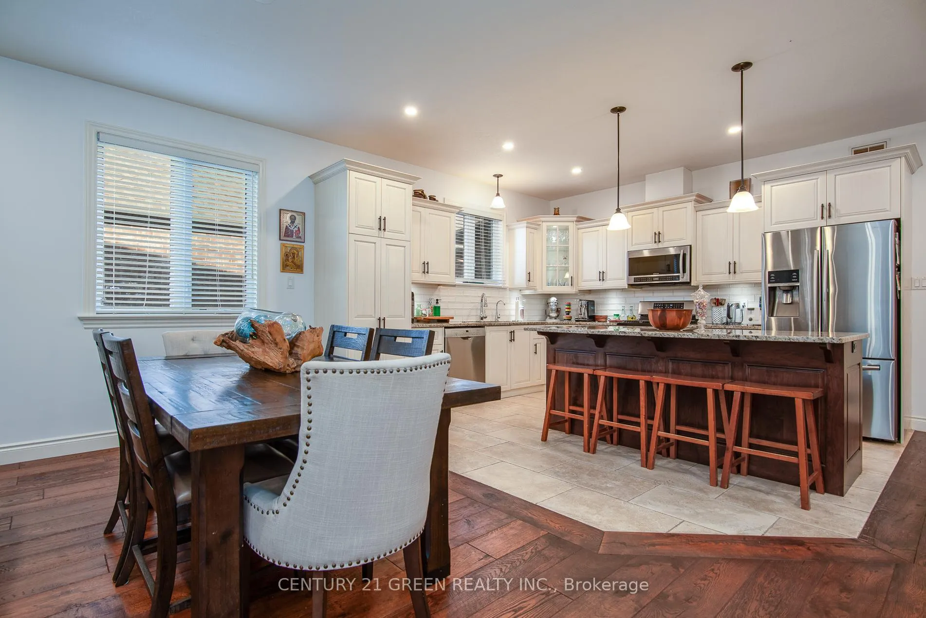 Photo 14 of 39 Gerber Meadows Drive, Wellesley — HOMEH