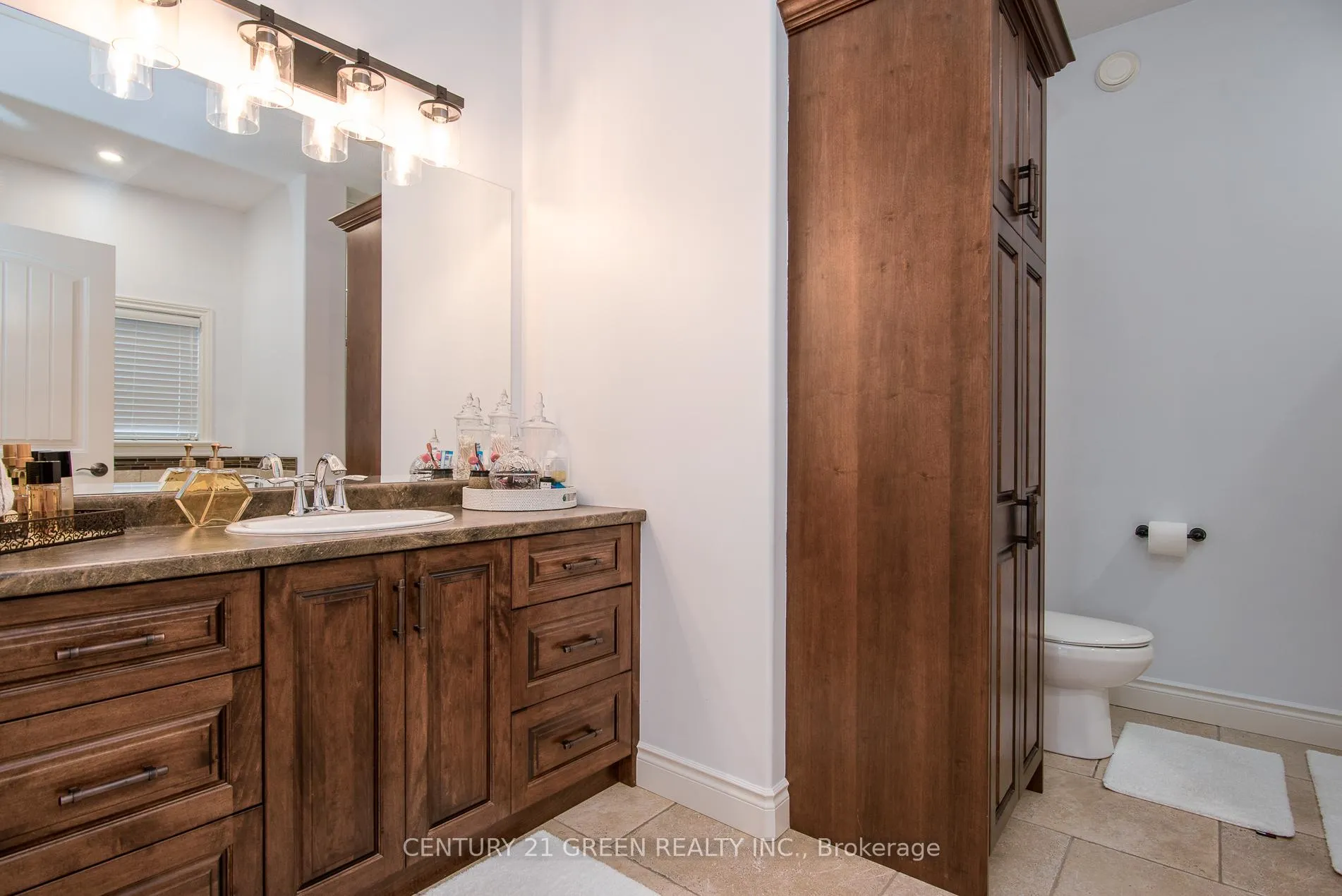 Photo 20 of 39 Gerber Meadows Drive, Wellesley — HOMEH