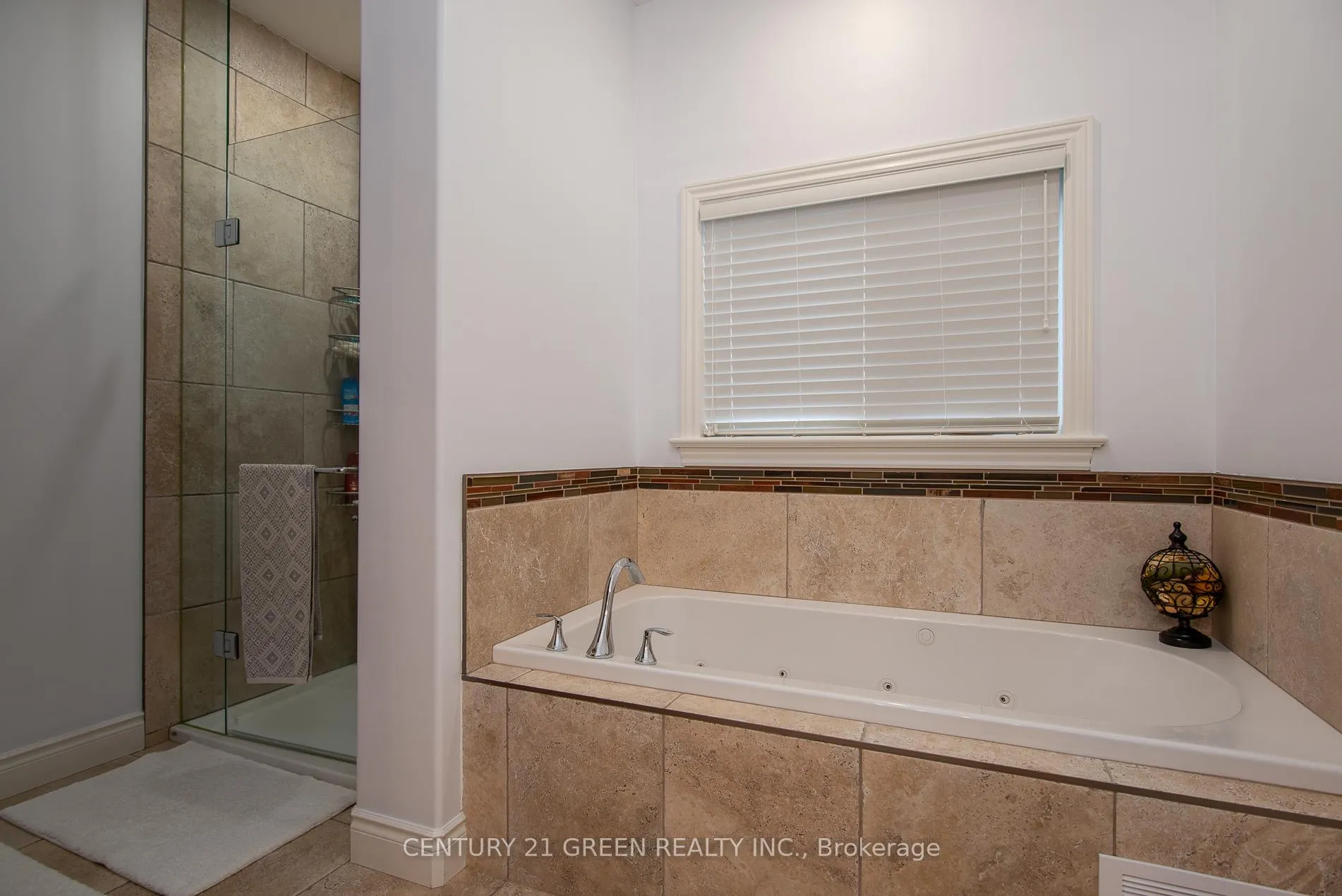 Photo 21 of 39 Gerber Meadows Drive, Wellesley — HOMEH