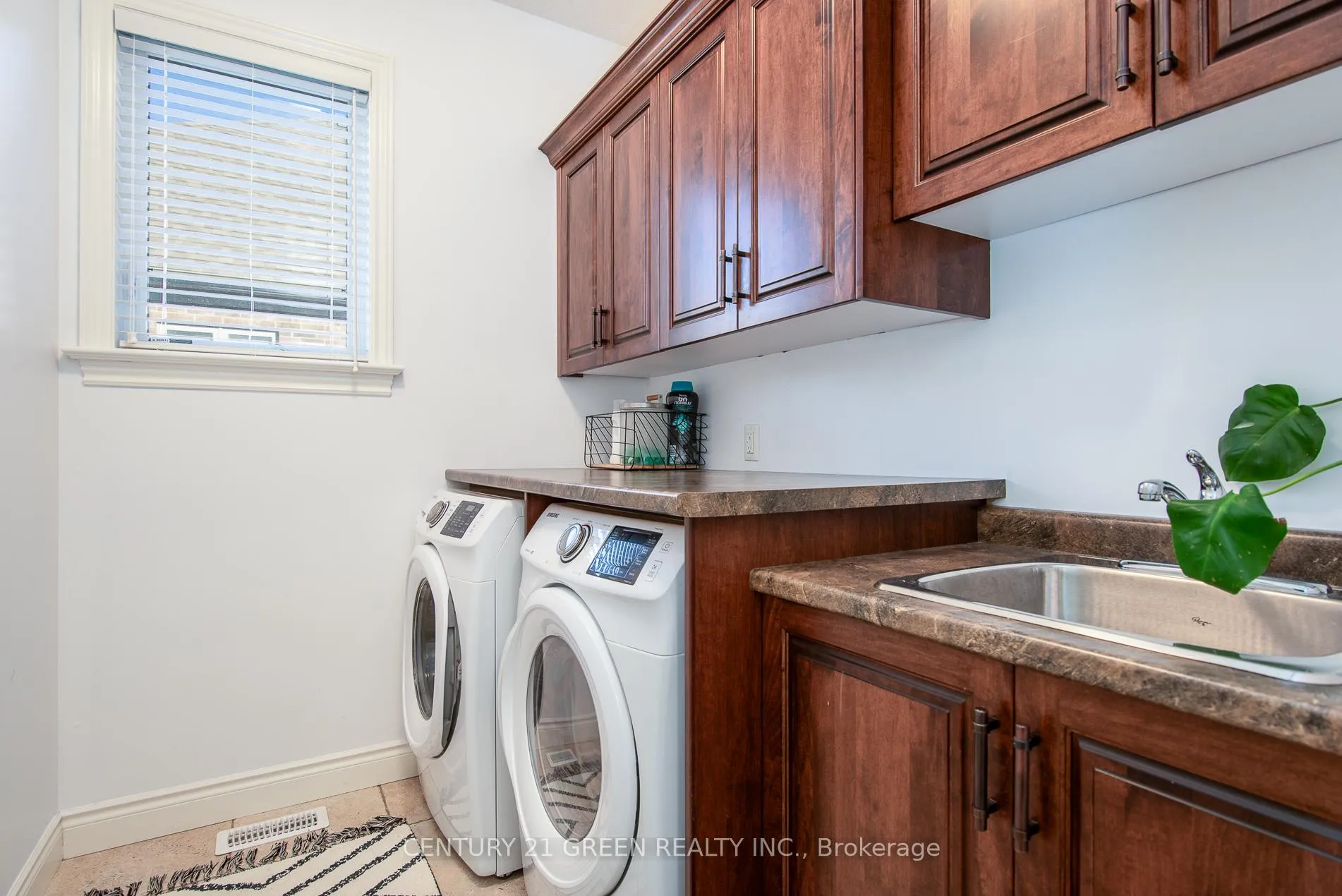 Photo 24 of 39 Gerber Meadows Drive, Wellesley — HOMEH