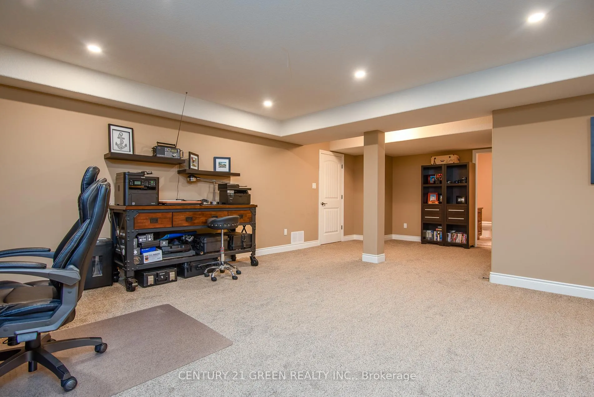 Photo 29 of 39 Gerber Meadows Drive, Wellesley — HOMEH