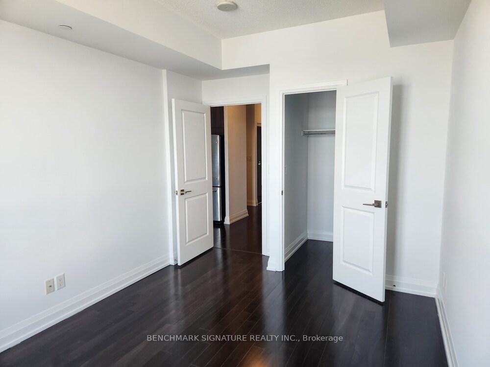 Photo 10 of Unit 518, 7161 Yonge Street, Markham, Thornhill — HOMEH