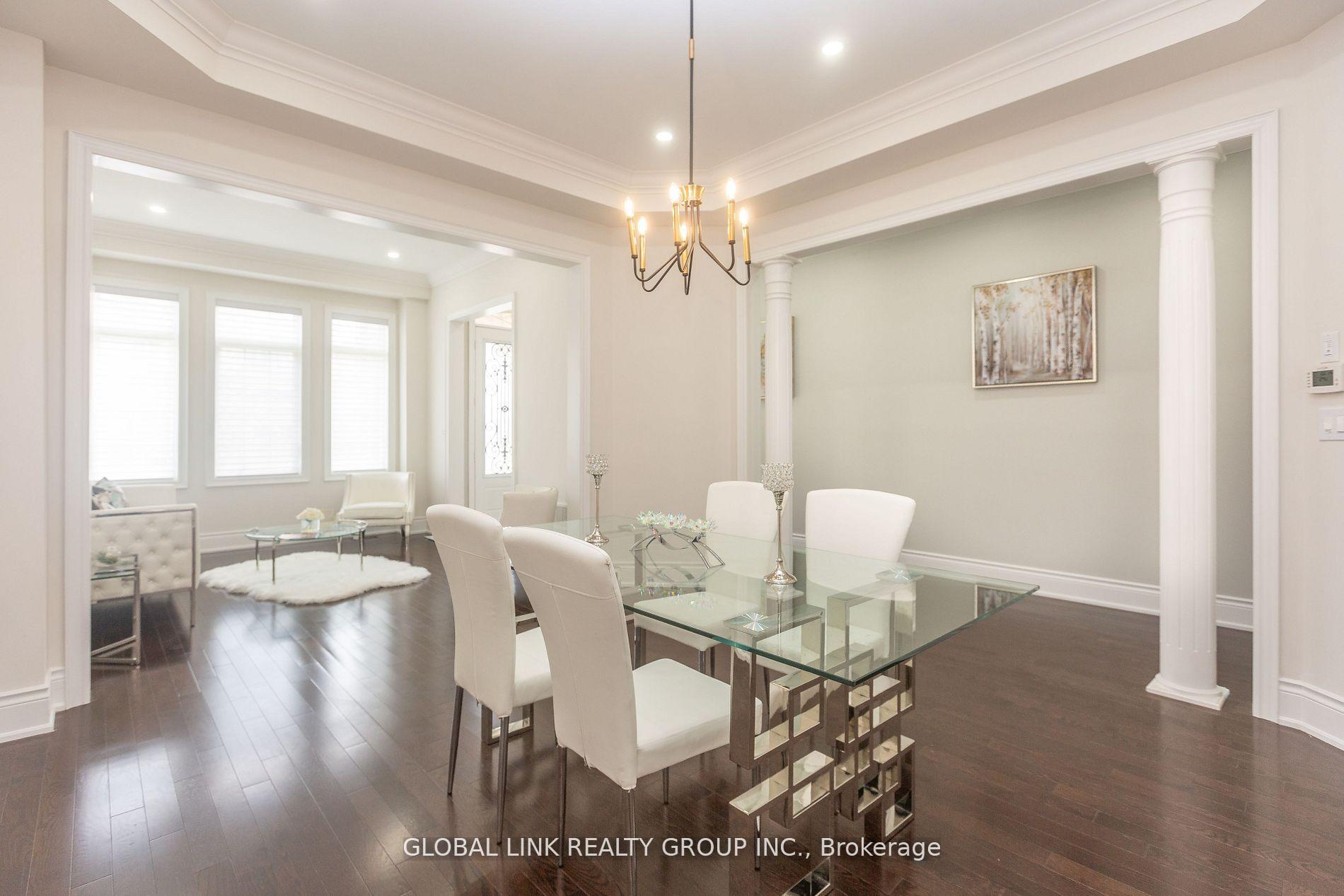 Photo 5 of 44 Golden Hawk Drive, Hamilton, Waterdown — HOMEH