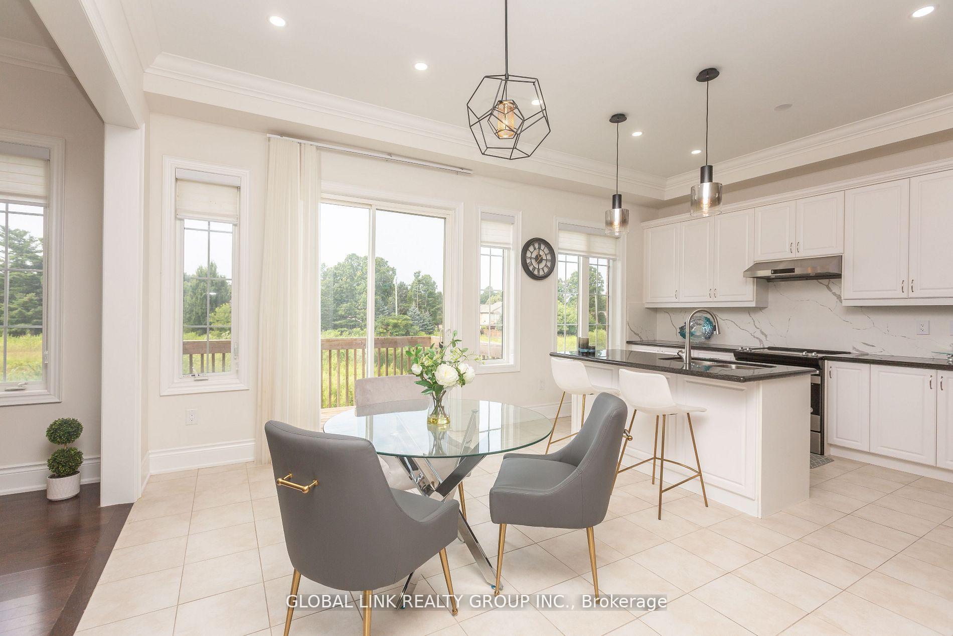 Photo 11 of 44 Golden Hawk Drive, Hamilton, Waterdown — HOMEH