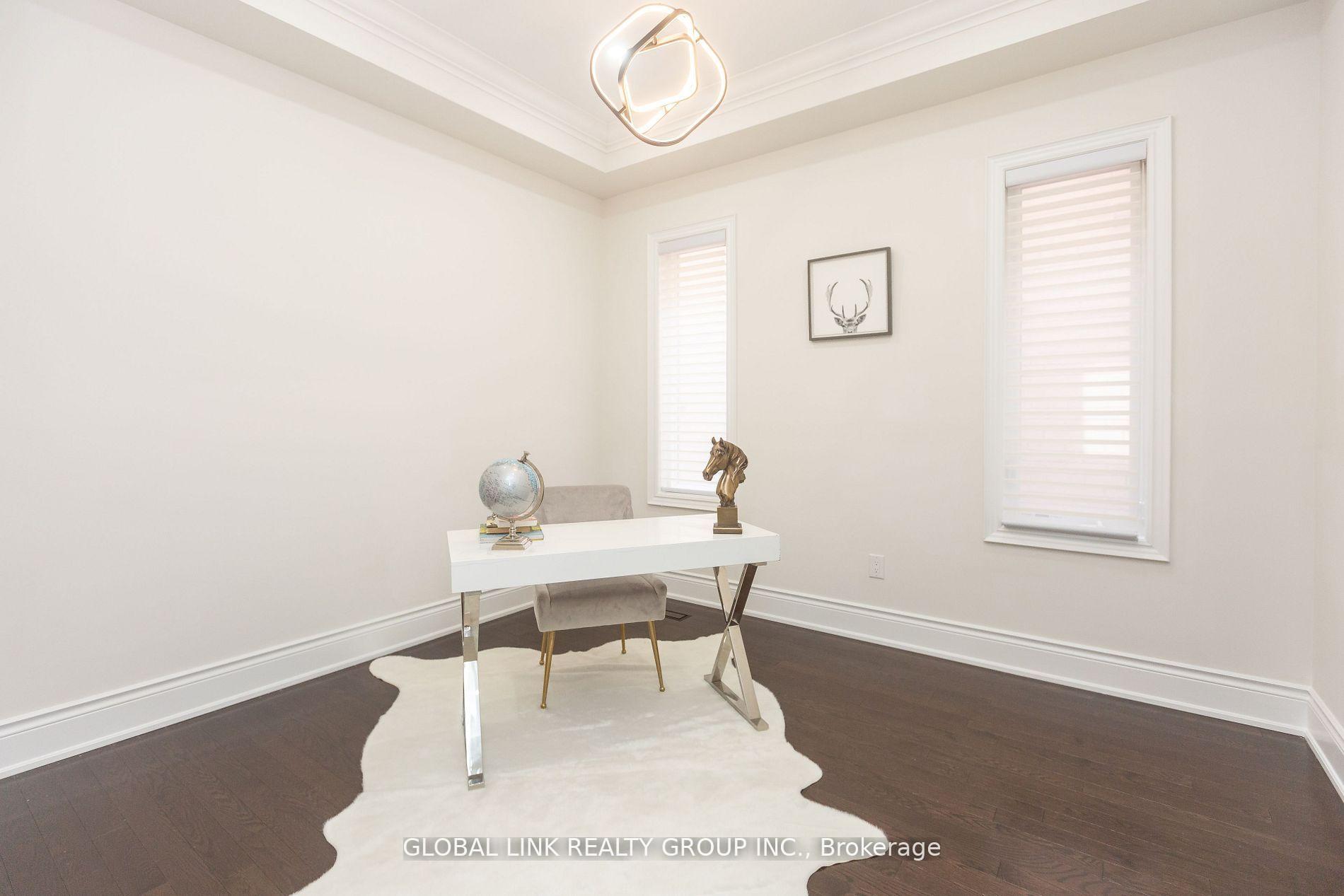 Photo 16 of 44 Golden Hawk Drive, Hamilton, Waterdown — HOMEH