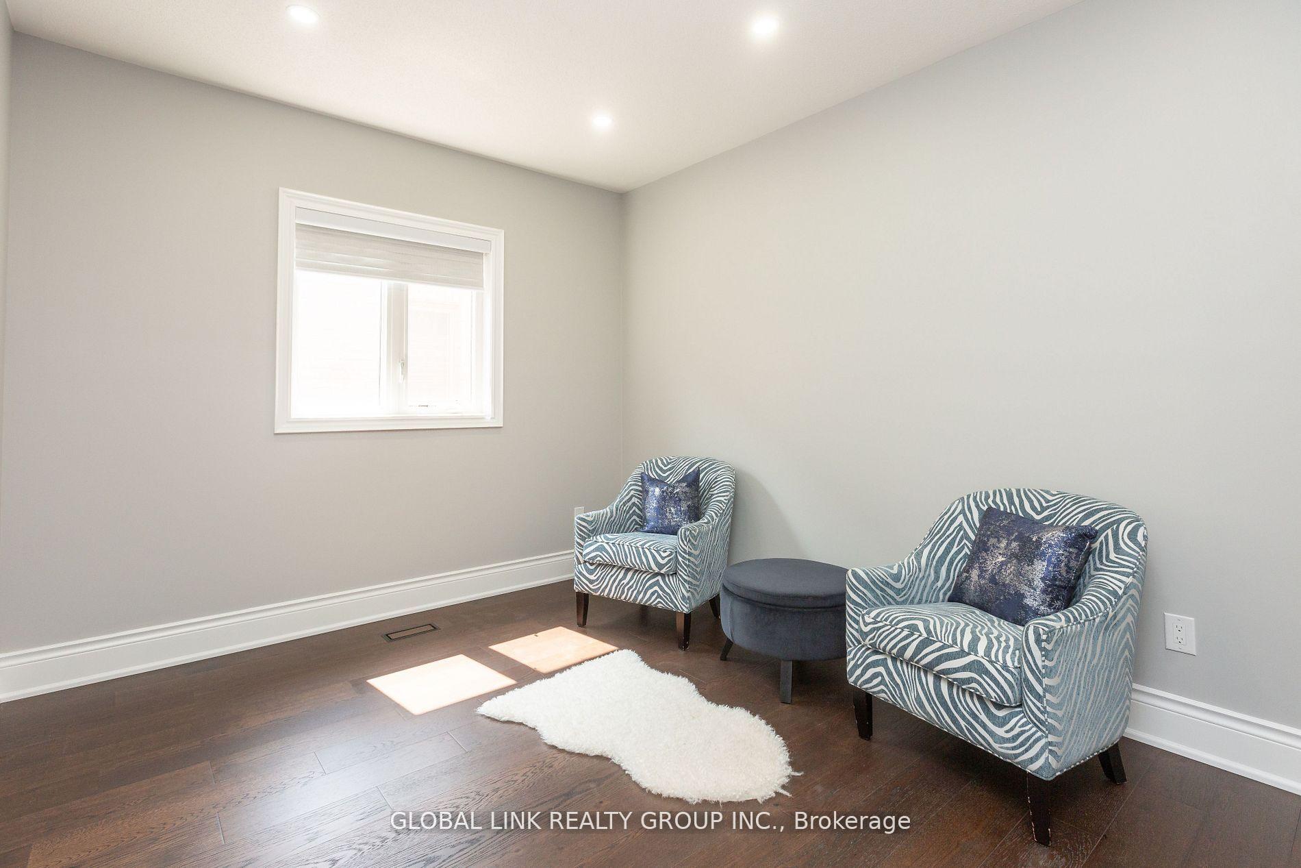 Photo 24 of 44 Golden Hawk Drive, Hamilton, Waterdown — HOMEH