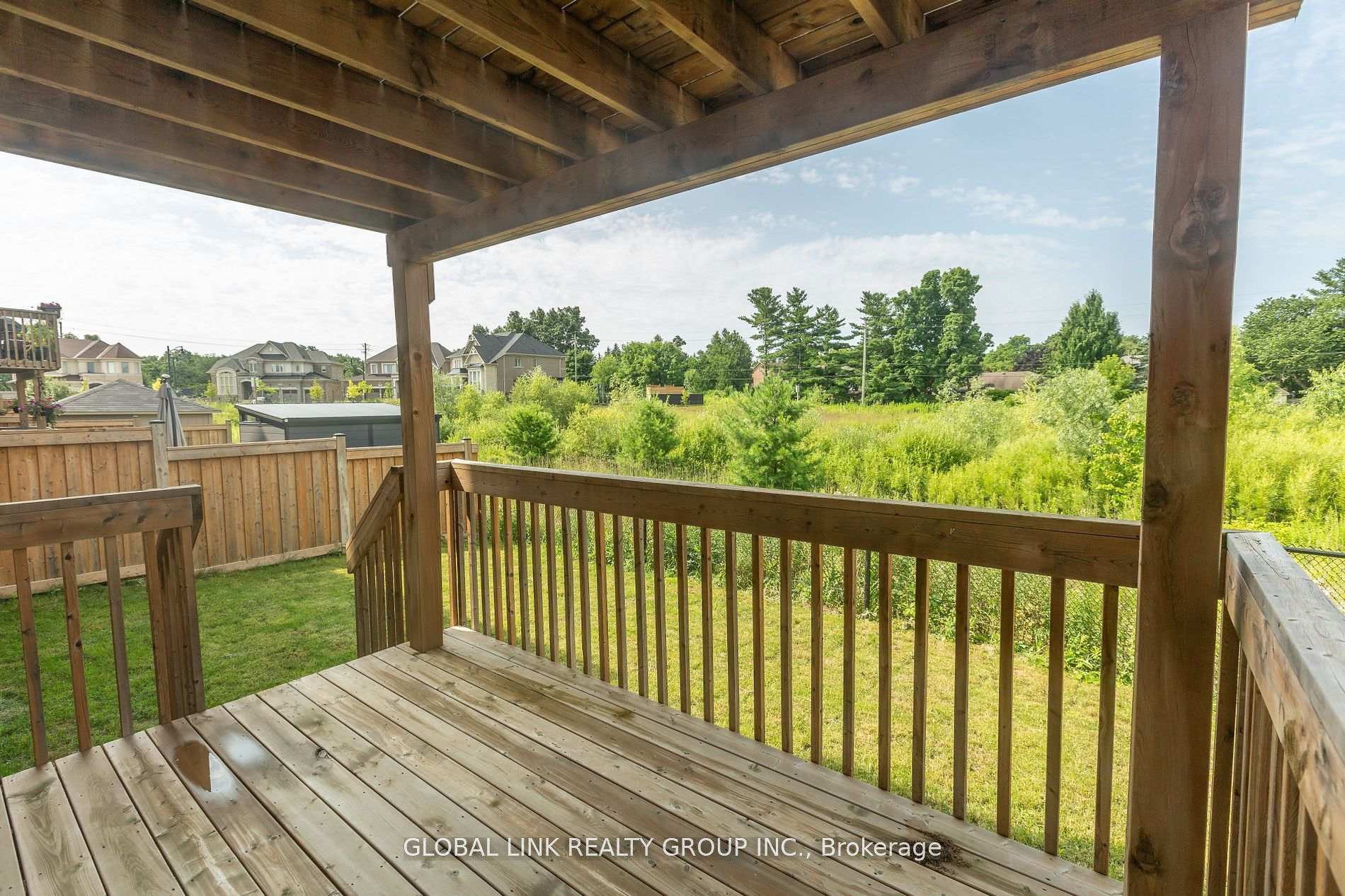 Photo 33 of 44 Golden Hawk Drive, Hamilton, Waterdown — HOMEH