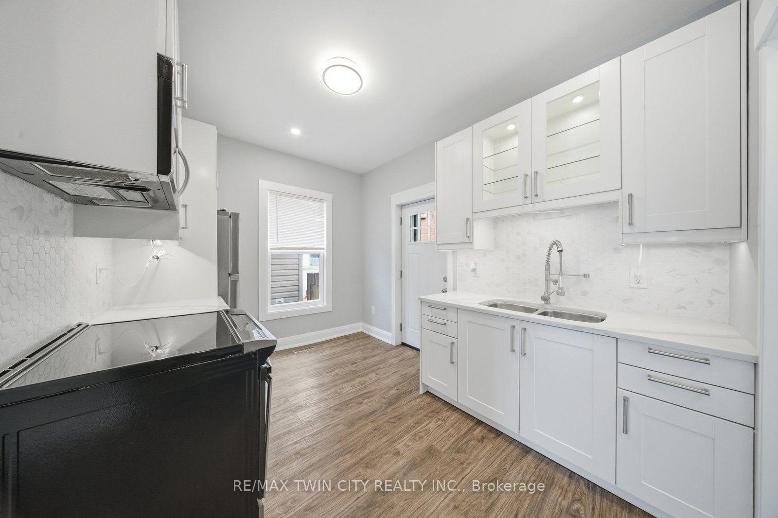 Photo 10 of 76 Grey Street, Brantford, Downtown Core — HOMEH
