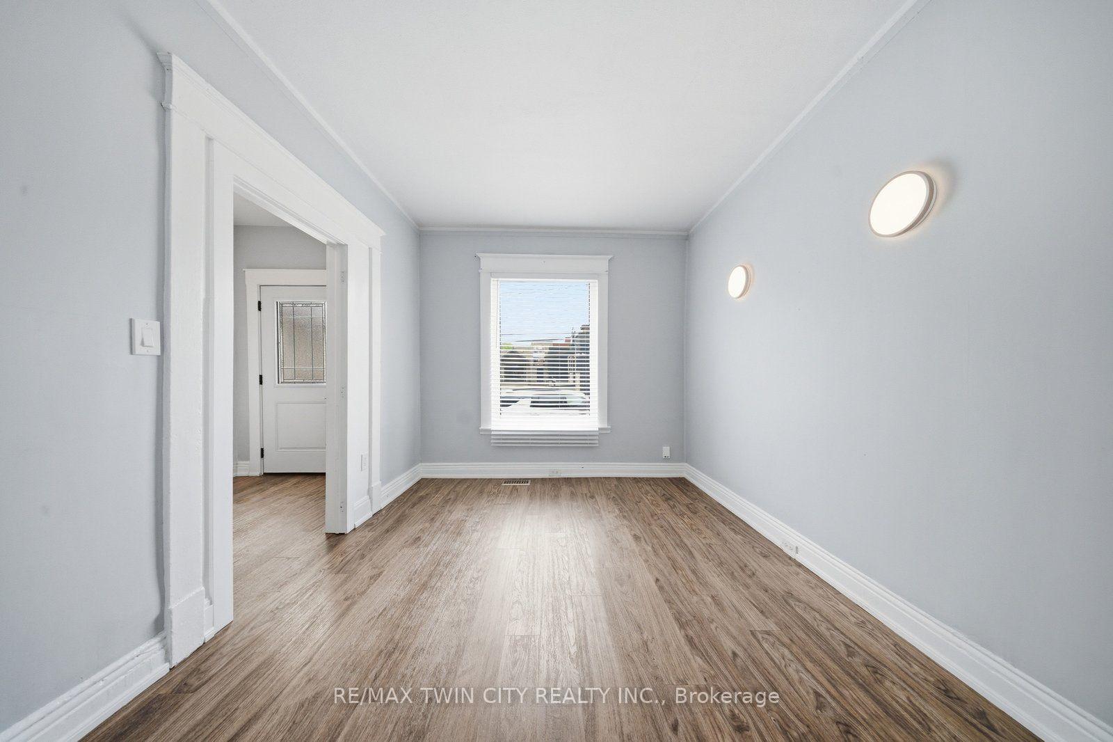 Photo 22 of 76 Grey Street, Brantford, Downtown Core — HOMEH