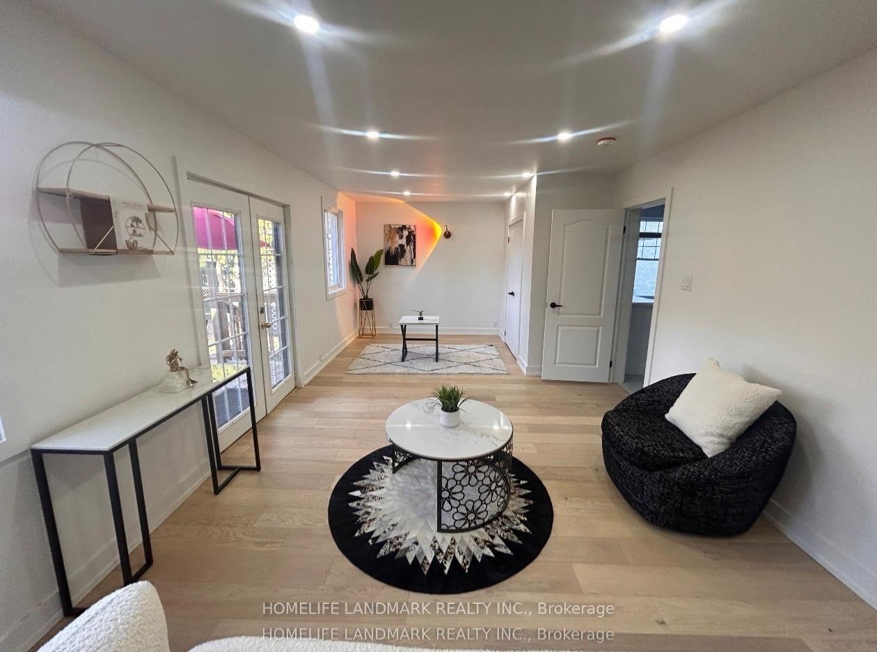 Photo 13 of 130 Langarth Street E, London, South F — HOMEH