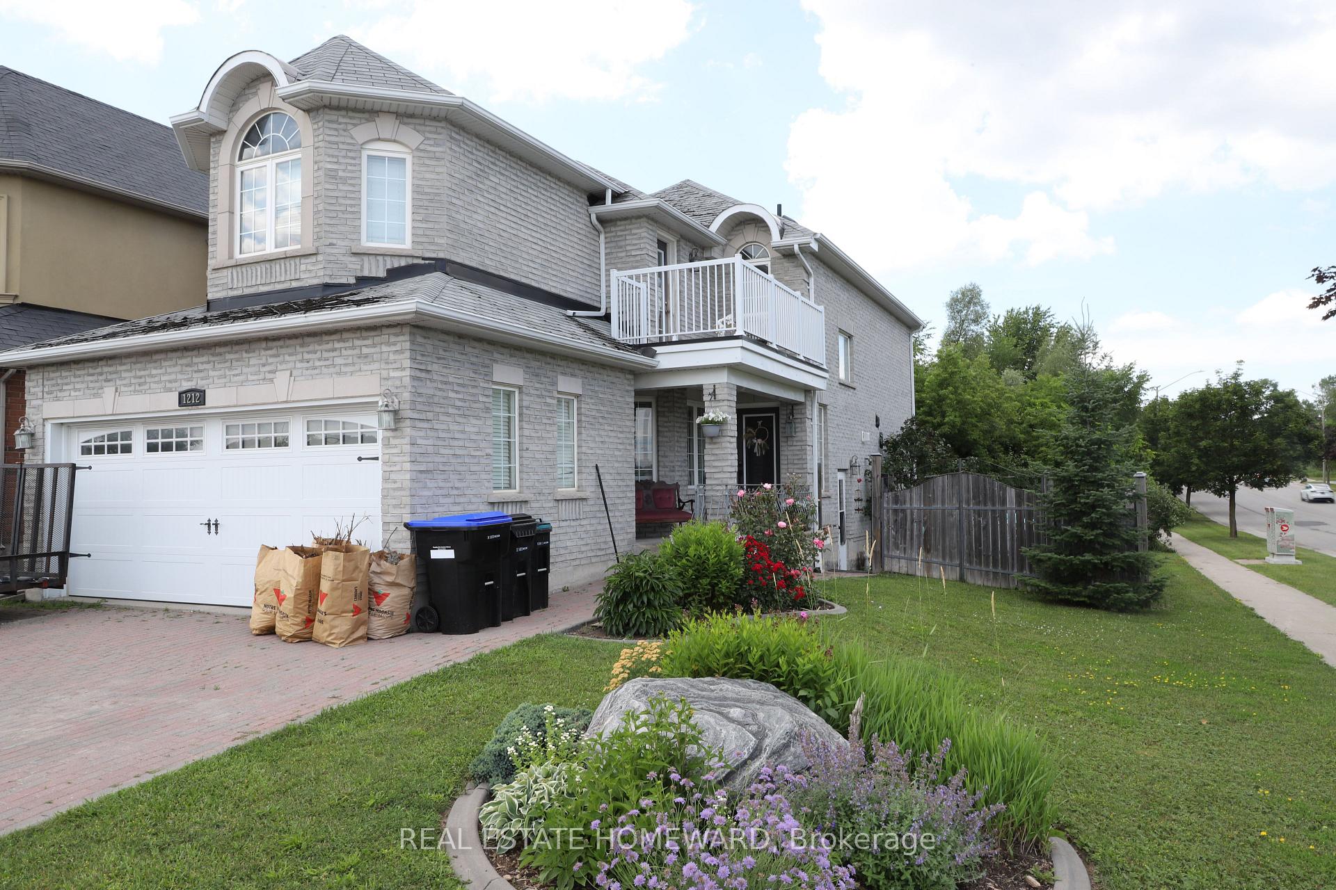 Front of Unit Bsmt, 1212 Fox Hill Street